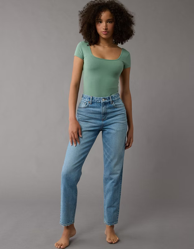 AE Strigid Curvy Mom Jean | American Eagle Outfitters (US & CA)