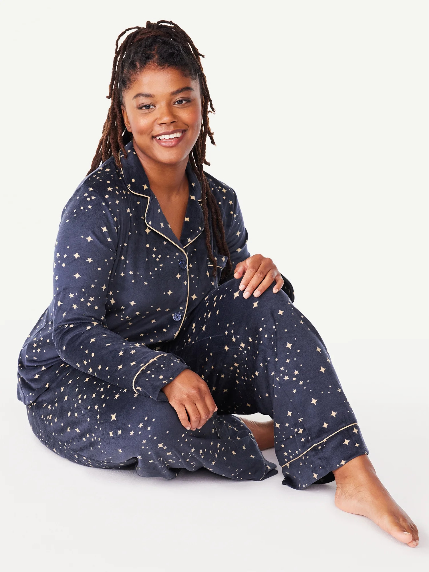 Joyspun Women’s Stretch Velour Notch Collar Top with Pants, 2-Piece Pajama Set, Sizes S to 3X -... | Walmart (US)