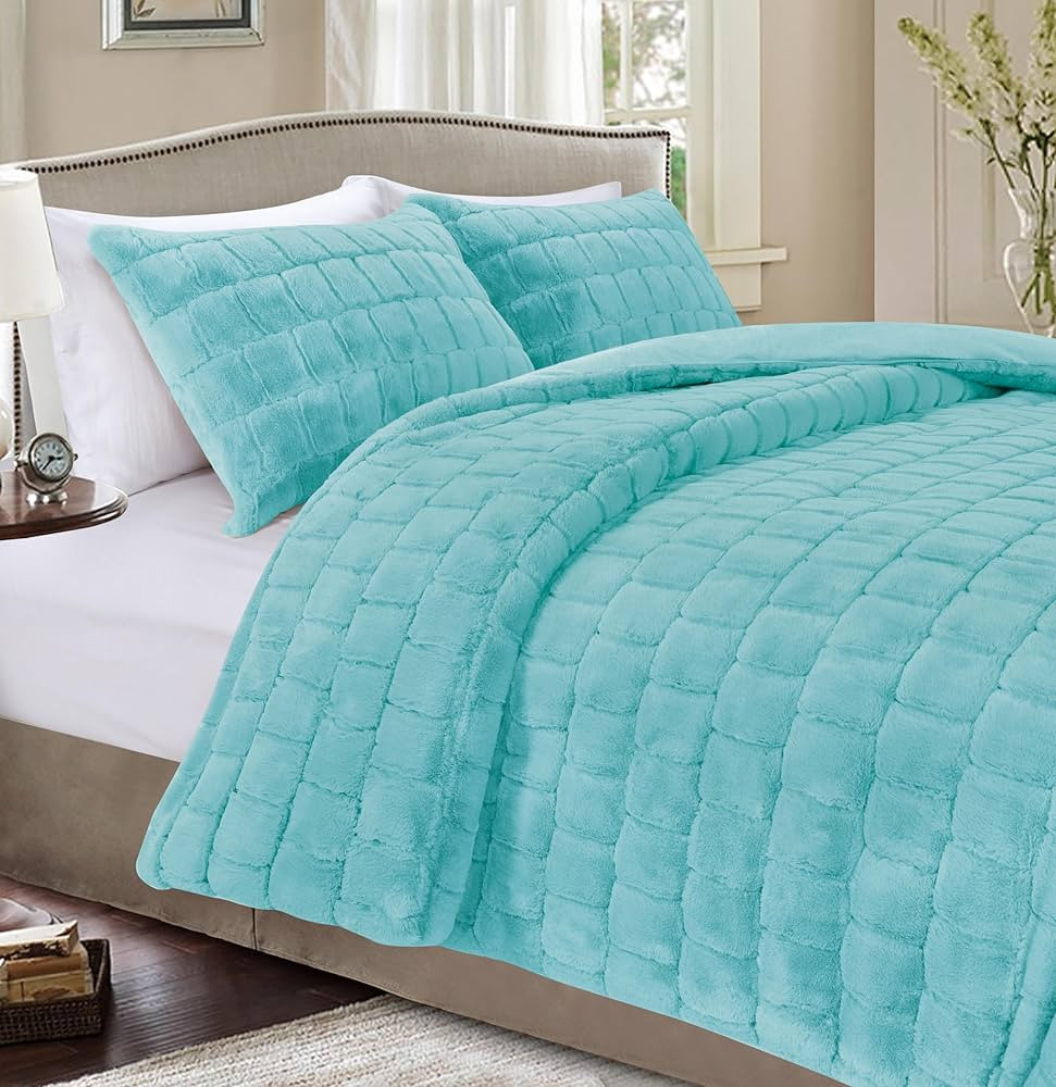 Elegant Comfort Luxurious Fluffy 3-Piece Faux Fur Comforter Set - All Season Warm Down Alternativ... | Amazon (US)