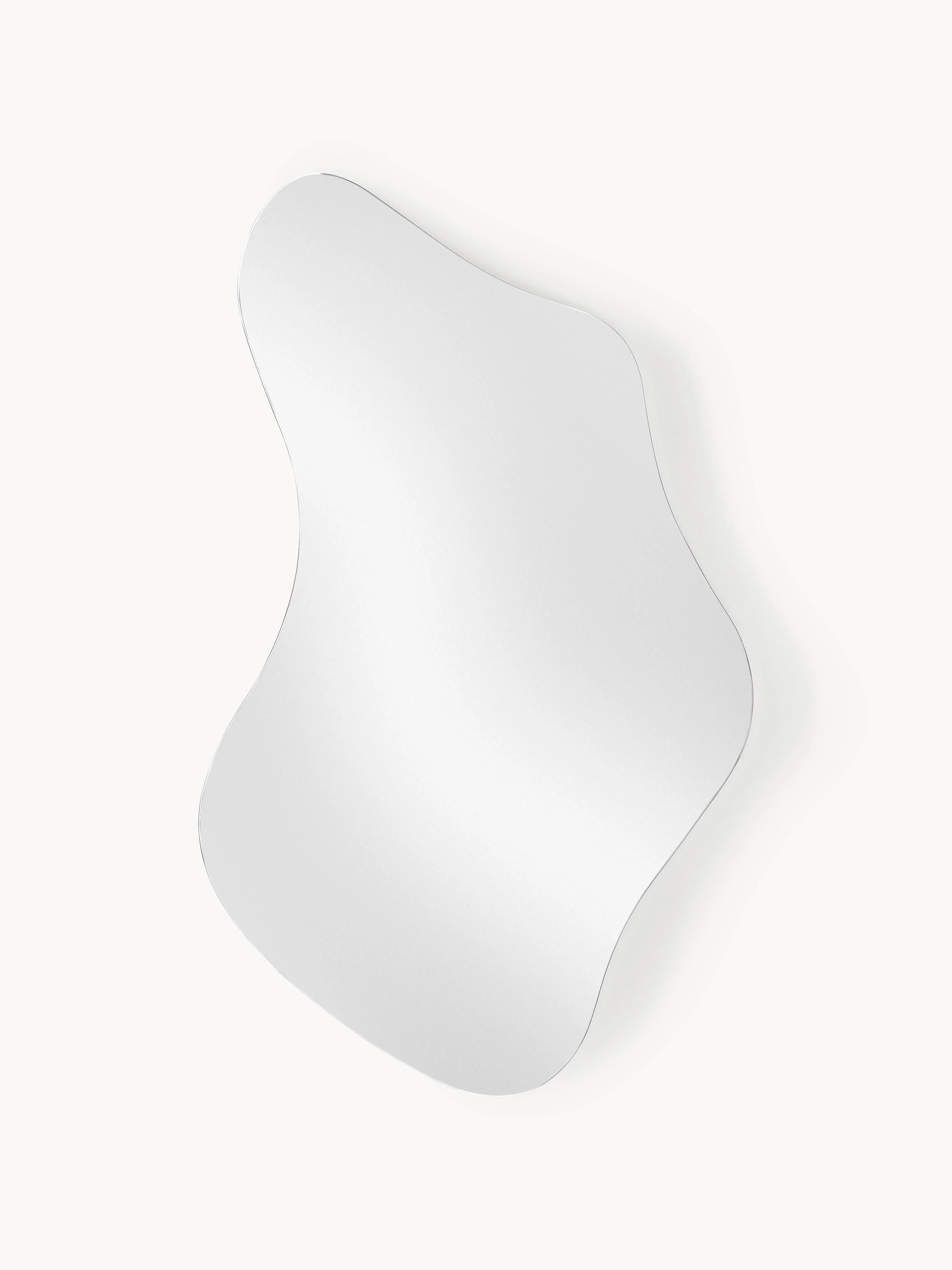 Rahmenloser Wandspiegel Lia in organischer Form | Westwing EU