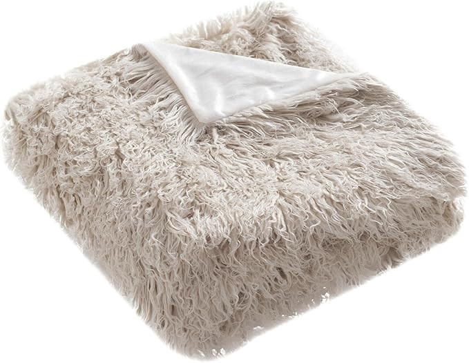 SAFAVIEH Faux Sheepskin Throw Collection, Standard | Amazon (US)