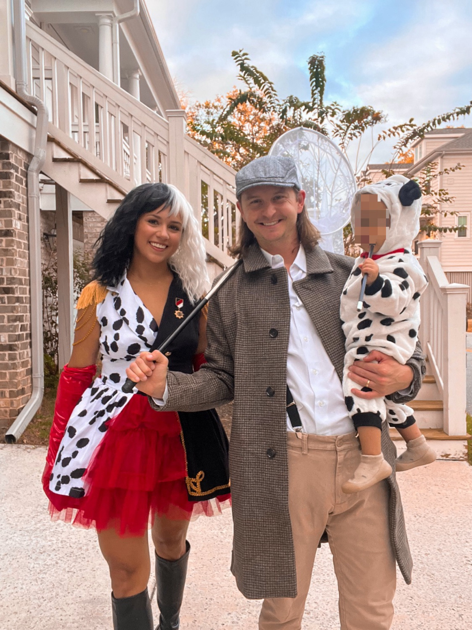 Who needs 101 Dalmatians when we found the perfect pup?

Cruella deville, dog napper, Dalmatian costume, Halloween? Couples costume, couple’s costume, family costume bay costume, boots 

#LTKSeasonal
