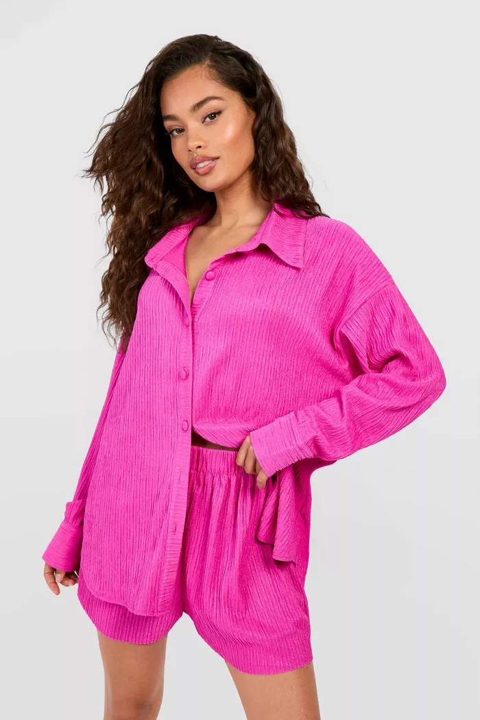 Premium Crinkle Relaxed Fit Shorts | Boohoo.com (UK & IE)