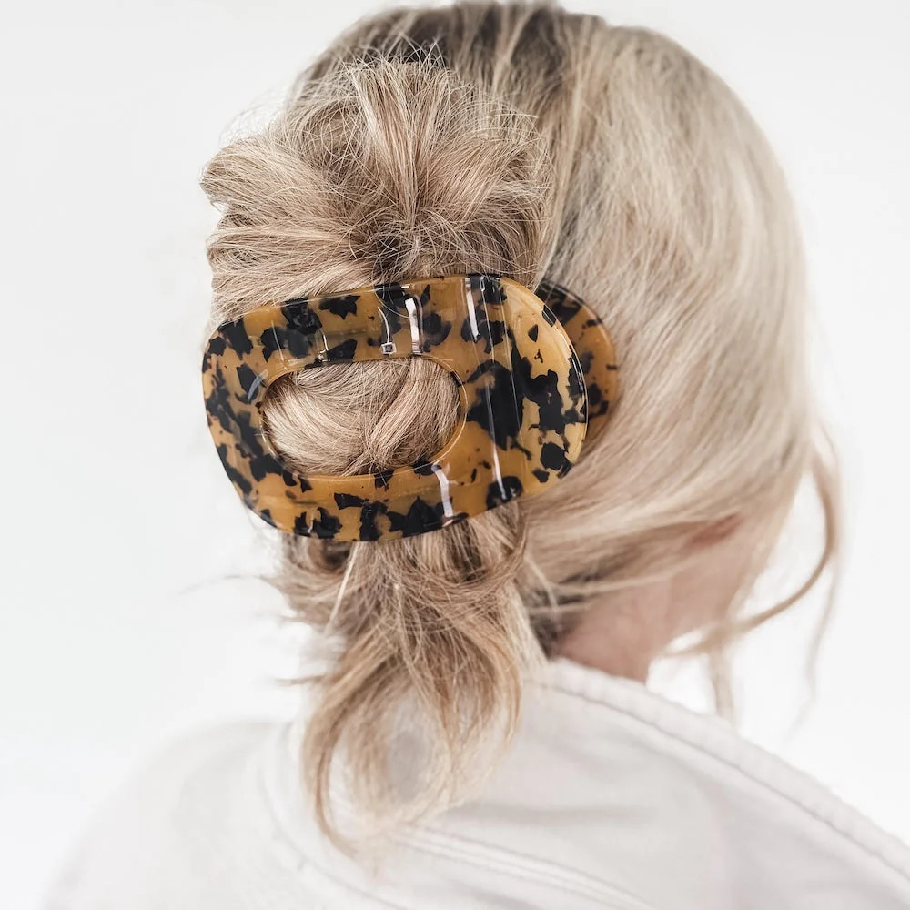 Large Flat Round Hair Clip | Pretty Simple