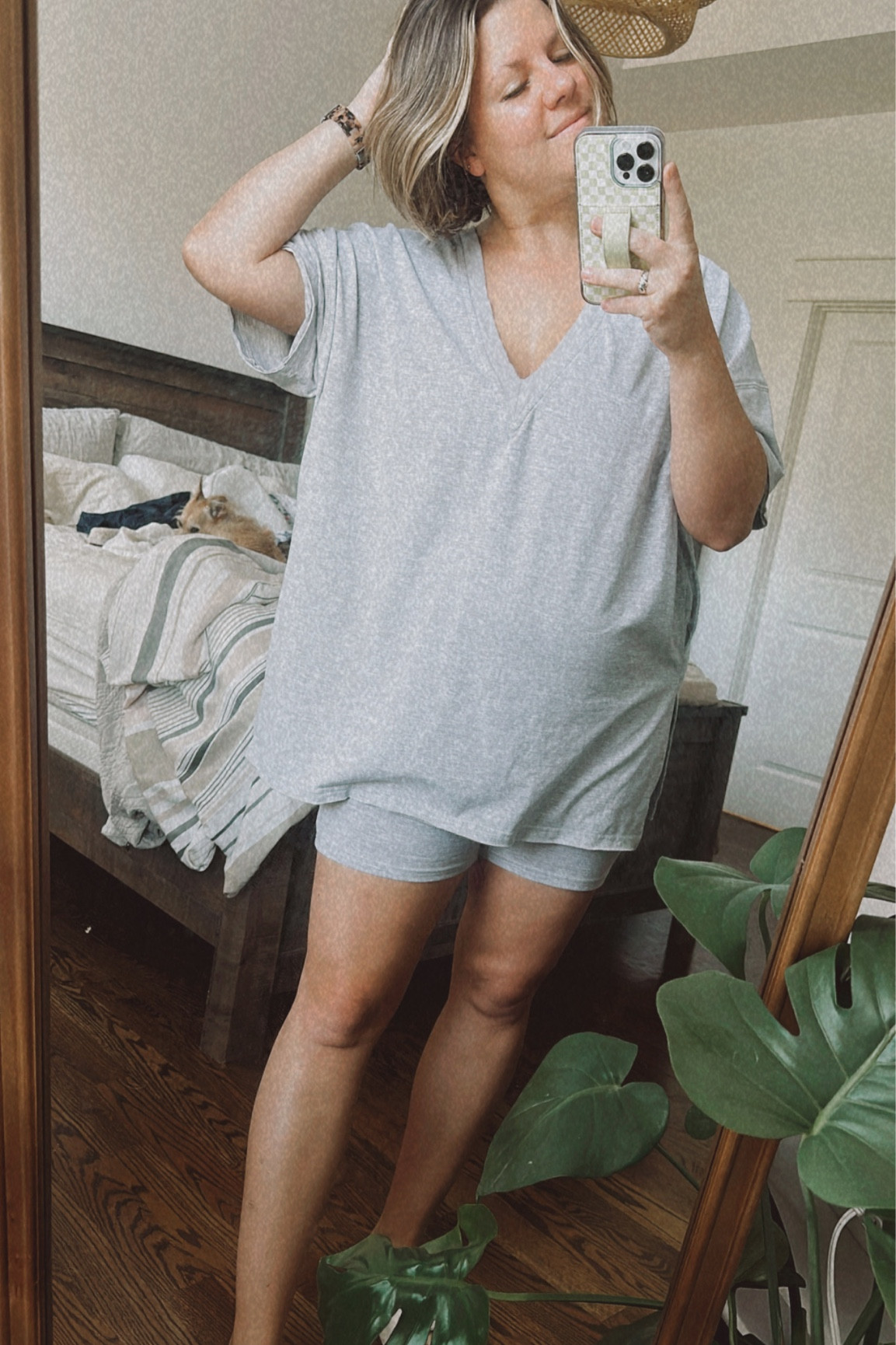 Free People dupe alert! 🚨‼️

This Amazon set is similar, but honestly probably better IMO. It’s oversized without being crazy big like most FP stuff and it’s half the price. Plus it comes in so many colors! I’m wearing a size L.

I linked the exact set, but added a few similar with great reviews. 

#LTKFind #LTKunder50 #LTKstyletip