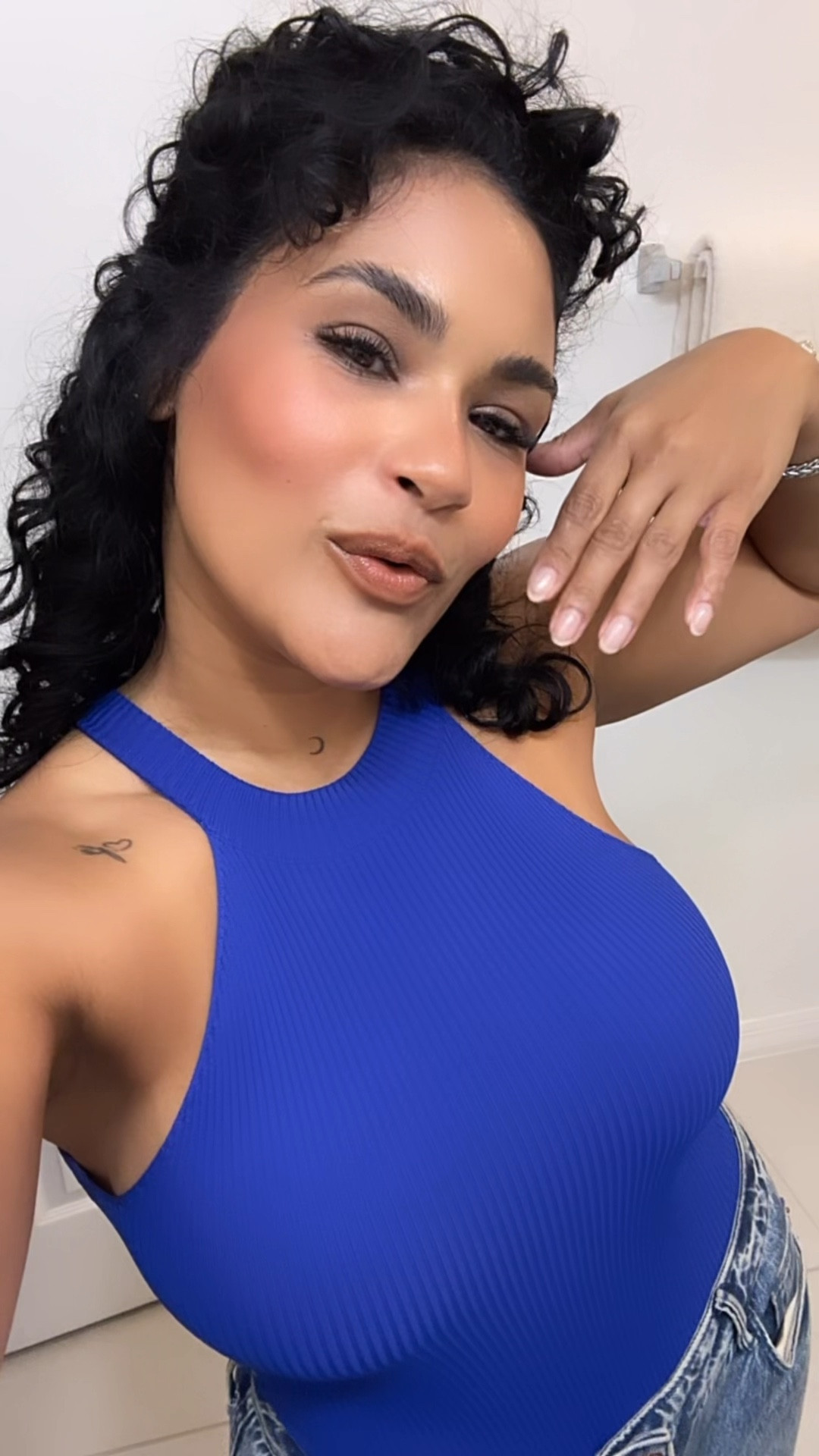 Amores aquí les dejo mis productos favoritos de maquillaje diario 👌🏽

#LTKBeauty #LTKFindsUnder50 #LTKStyleTip