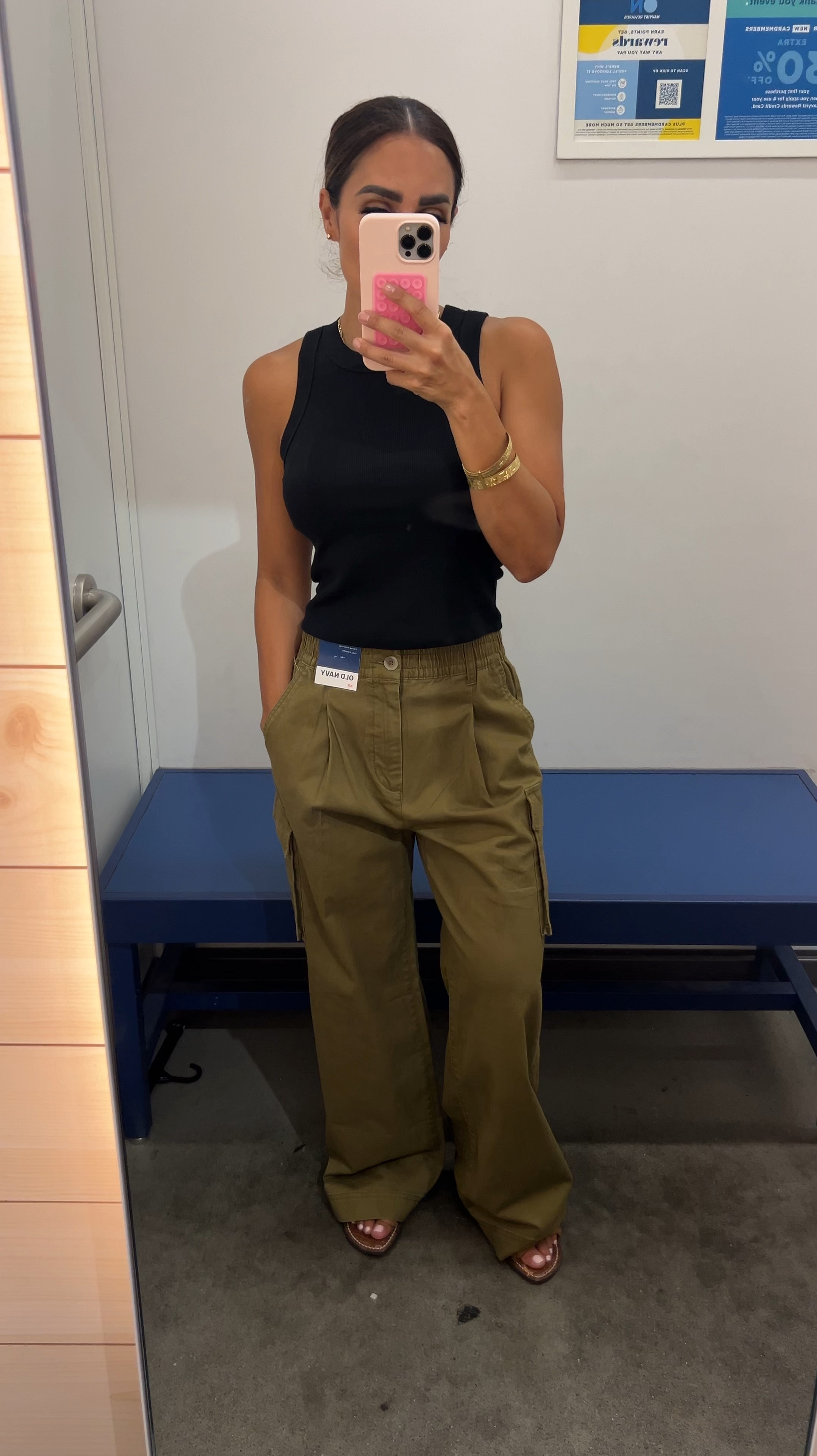 I’m wearing a size XS (regular) for the pants and XS for the top. I am 5’0” and 115 lbs. 34B. 

#LTKFindsUnder50 #LTKOver40 #LTKVideo