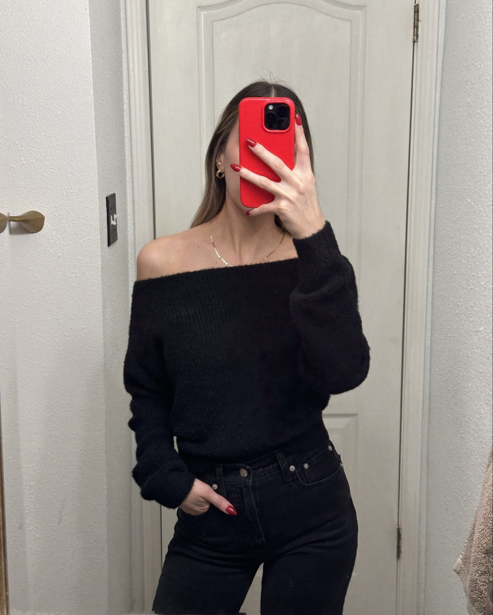 Black Off The Shoulder Cozy Sweater 
Wearing an XS - runs a little big, can size down it order normal size 

So soft! You can wear on both shoulders, one shoulder, or off the shoulder like I’m wearing in the pic 😊 

Black sweater, winter style, winter fashion, easy winter outfit, going out outfit, off the shoulder sweater

#LTKStyleTip #LTKSeasonal #LTKFindsUnder50