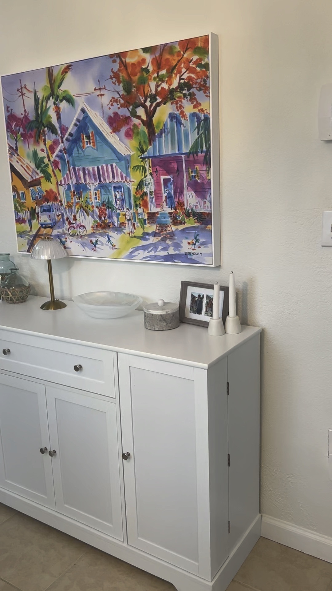 Entry way table with storage! 

#LTKHome #LTKxNSale #LTKVideo