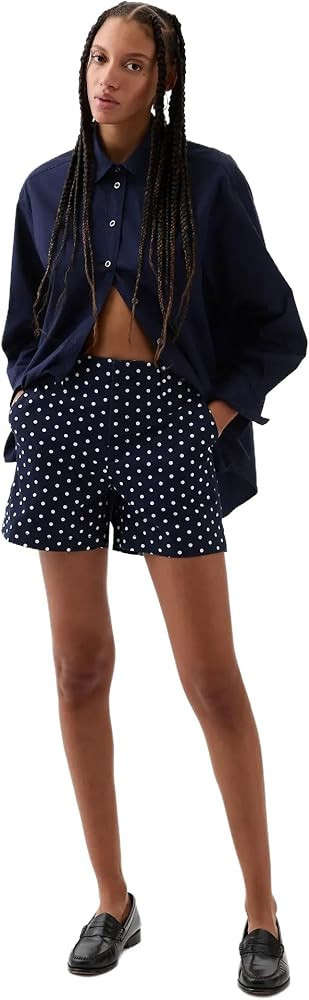 Gap Women's Downtown Khaki Short | Amazon (US)