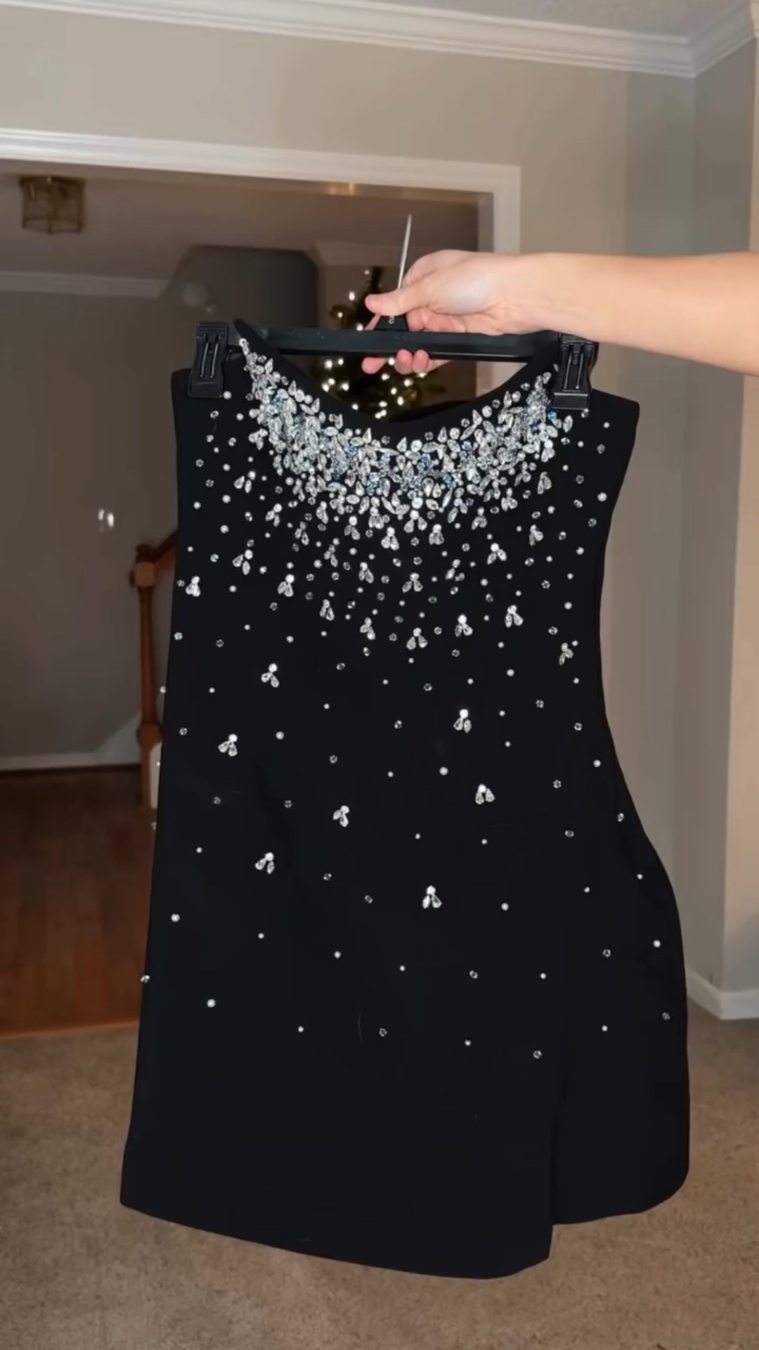 Day 11! 🎄🎁 little black dress and make it sparkly 🖤
Dress from @bellabarnett.official discount code Npaulina15

🔍 wearing the Mavis dress

#christmasoutfit #holidayoutfit #festiveoutfit #christmasoutfitideas #holidayoutfitideas
Christmas outfit, holiday outfit, festive outfit, holiday party dress, Christmas party dress, nye outfit idea, New Year’s Eve outfit inspo