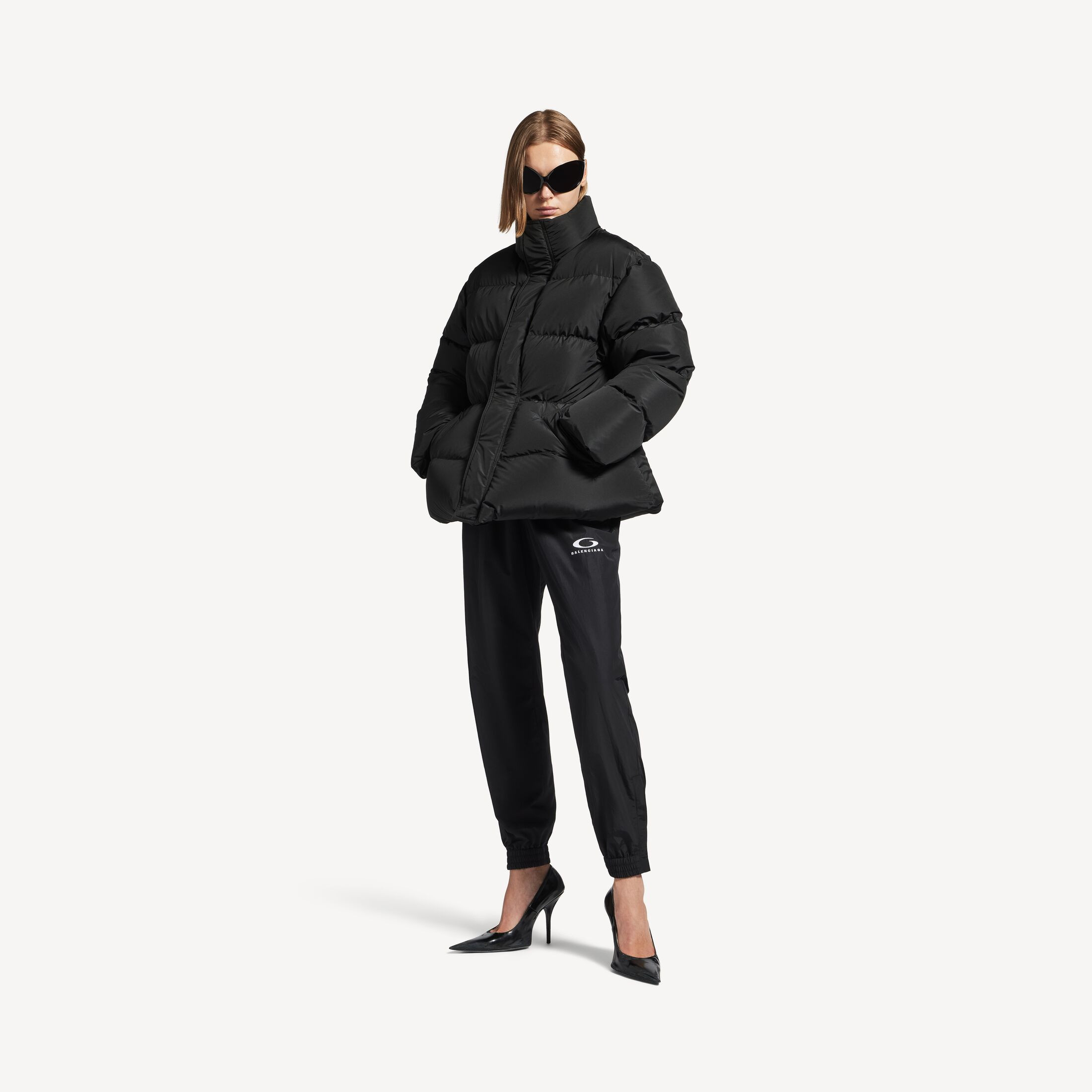 Women's Hourglass Puffer in Black | Balenciaga US | Balenciaga