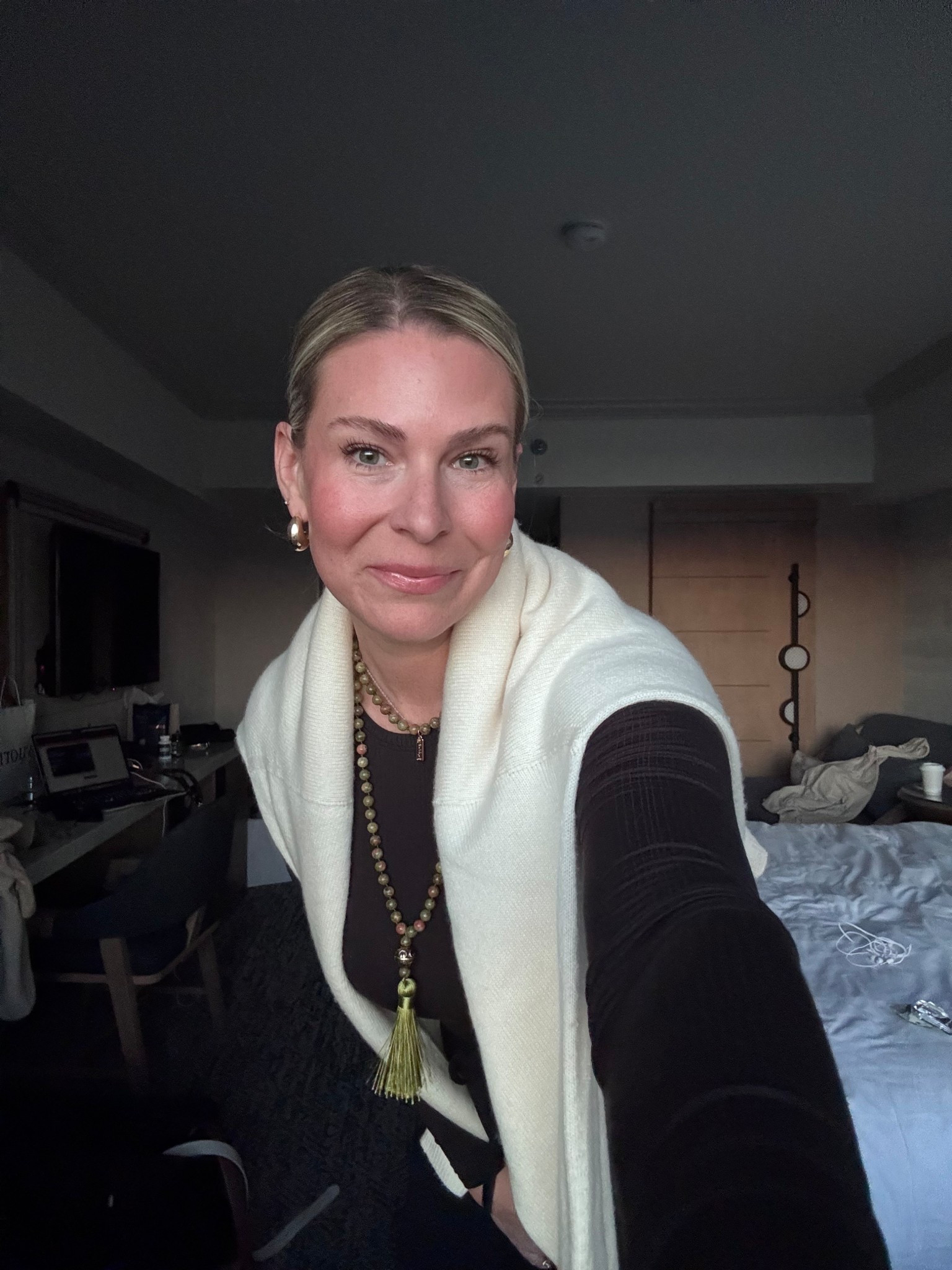 Date night look:
Non-wrinkle pants: medium regular 
Cashmere sweater: medium 
Black top: medium 
Heels: so comfy, tts. 

#LTKOver40 #LTKBeauty #LTKTravel