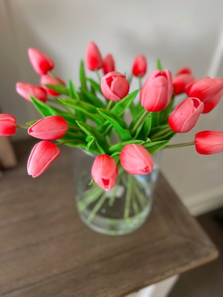 These tulips look and feel so real!! Super affordable. 





Amazon home decor Valentine’s Day spring refresh 

#LTKSale #LTKGiftGuide #LTKSeasonal