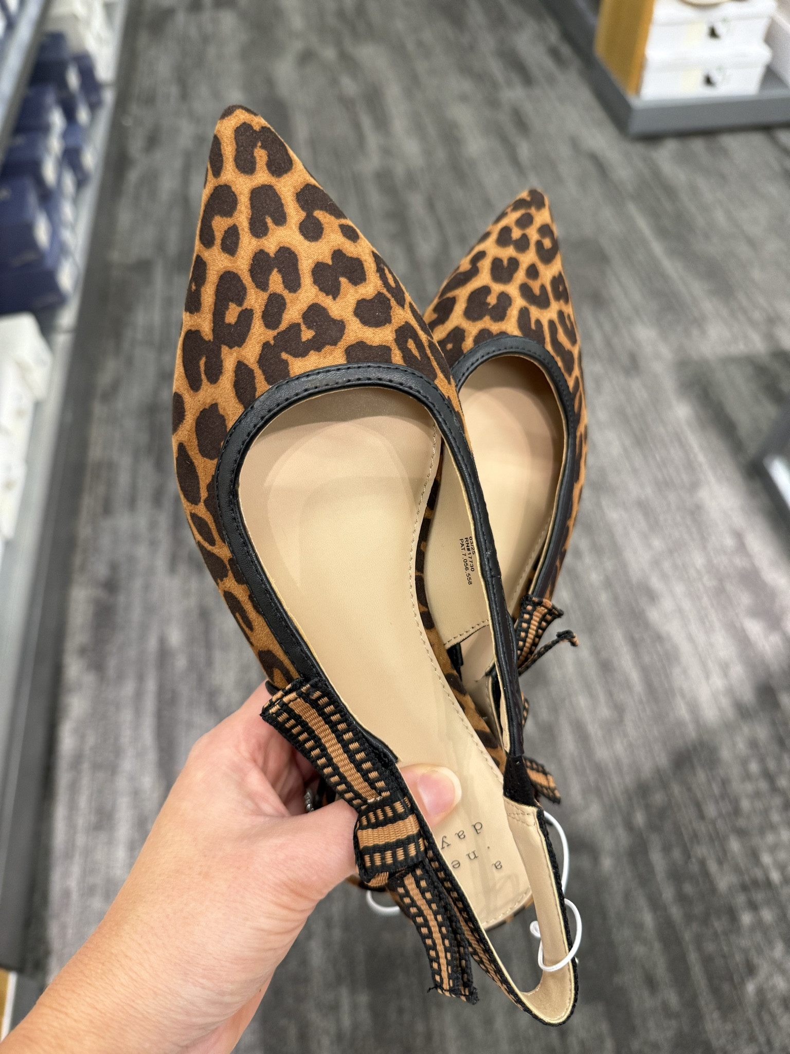 Chic Leopard Flats for Work & Everyday Style 🐆
Spotted: the perfect leopard print flats to elevate your workwear wardrobe! These Target shoes are a must-have for late summer to fall fashion—comfy enough for the office, stylish enough for weekends.
✨ Classic print, cushioned footbed, under $30—yes, please.

🛍️ Shop now before sizes sell out!
#LeopardFlats #TargetStyle #WorkwearShoes #FallShoes #ChicOnABudget #LTKFallStyle #AffordableStyle #FallFashionFinds #OfficeStyle #FlatsForWork #TargetFashion #ClassicStyle #NeutralOutfits #FallWardrobeRefresh

#LTKWorkwear #LTKFindsUnder50 #LTKShoeCrush #LTKPetite

#LTKWorkwear #LTKShoeCrush #LTKFindsUnder50