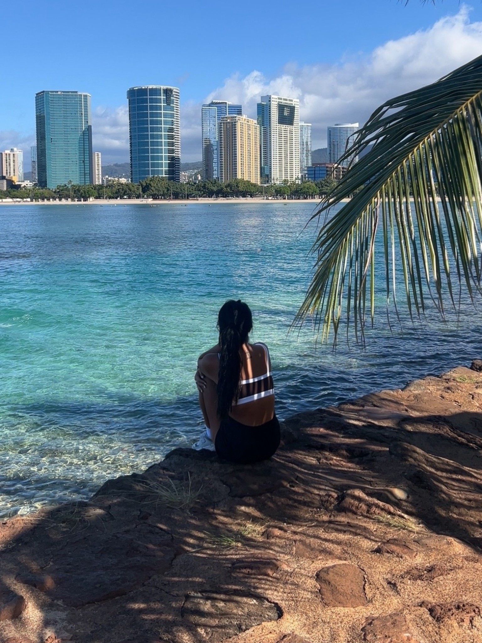 Casual spring & summer walking/running outfit @abercrombie 

#LTKfitnessgoals #LTKmorningroutine #LTKActive