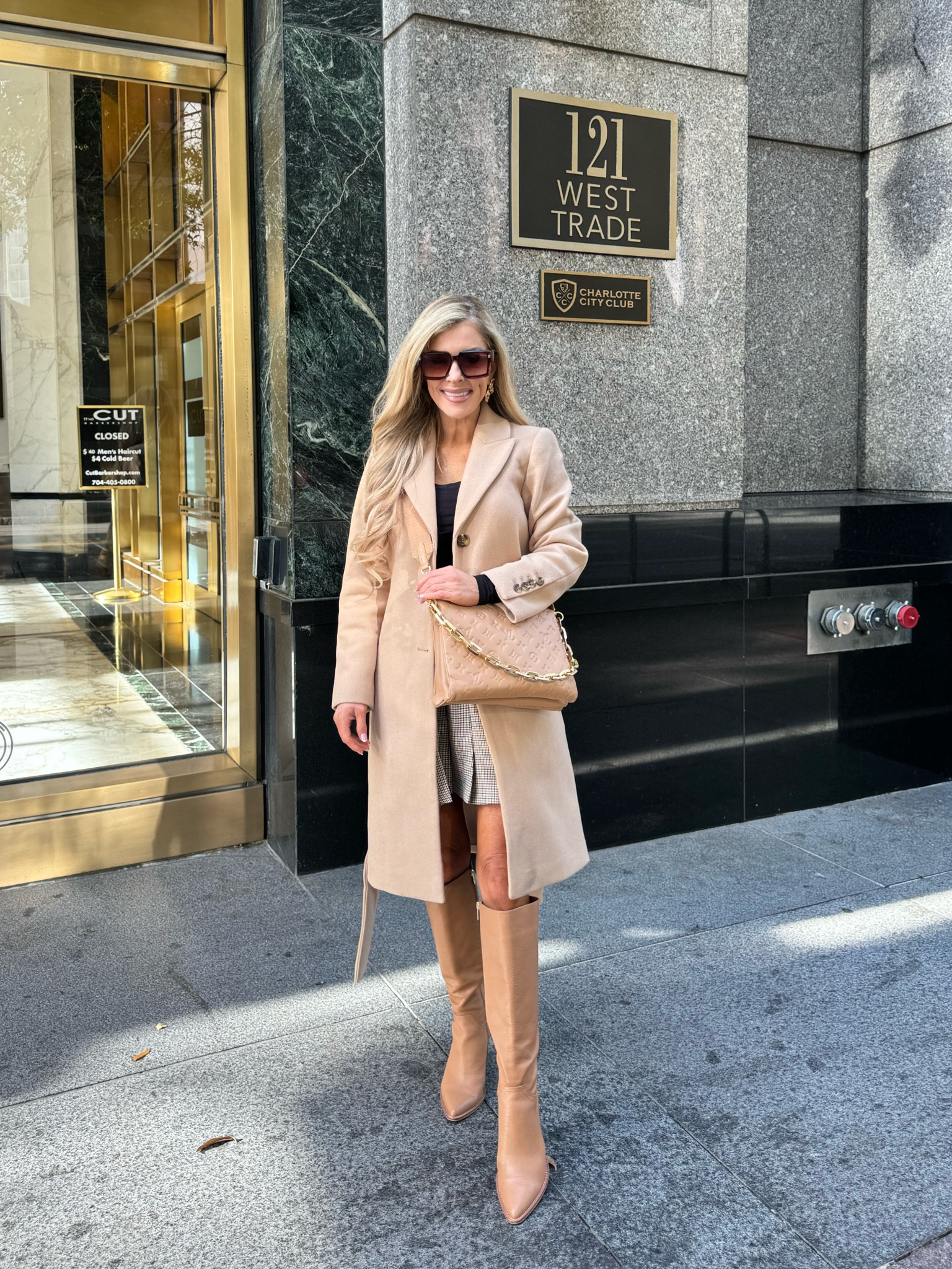 Camel coat currently 40% off 🤎

#LTKStyleTip #LTKSeasonal #LTKHoliday