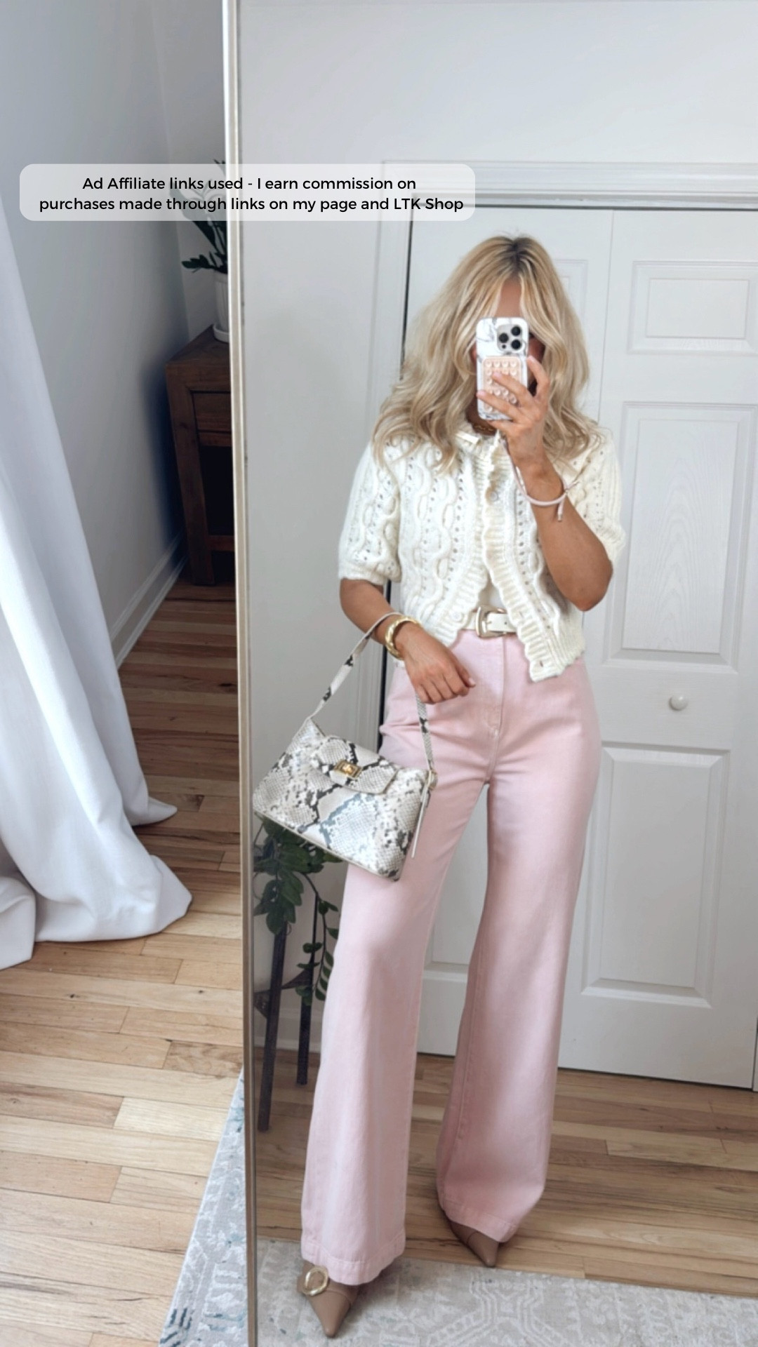 Spring outfit
Pink jeans outfit