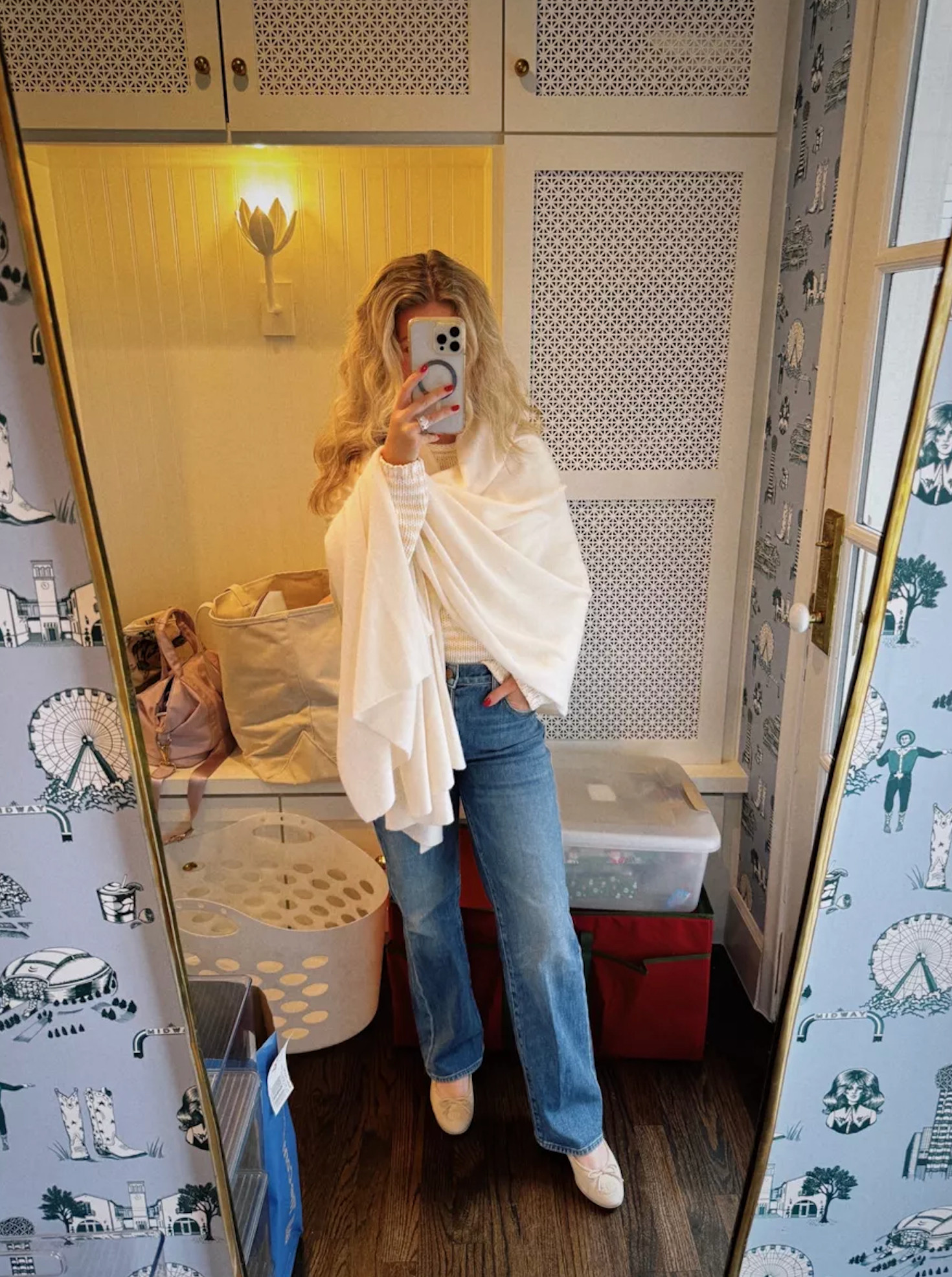 JCrew sale alert! Order by 12/19 to get your order by 12/24! 

 

#LTKHoliday #LTKootd #LTKSaleAlert