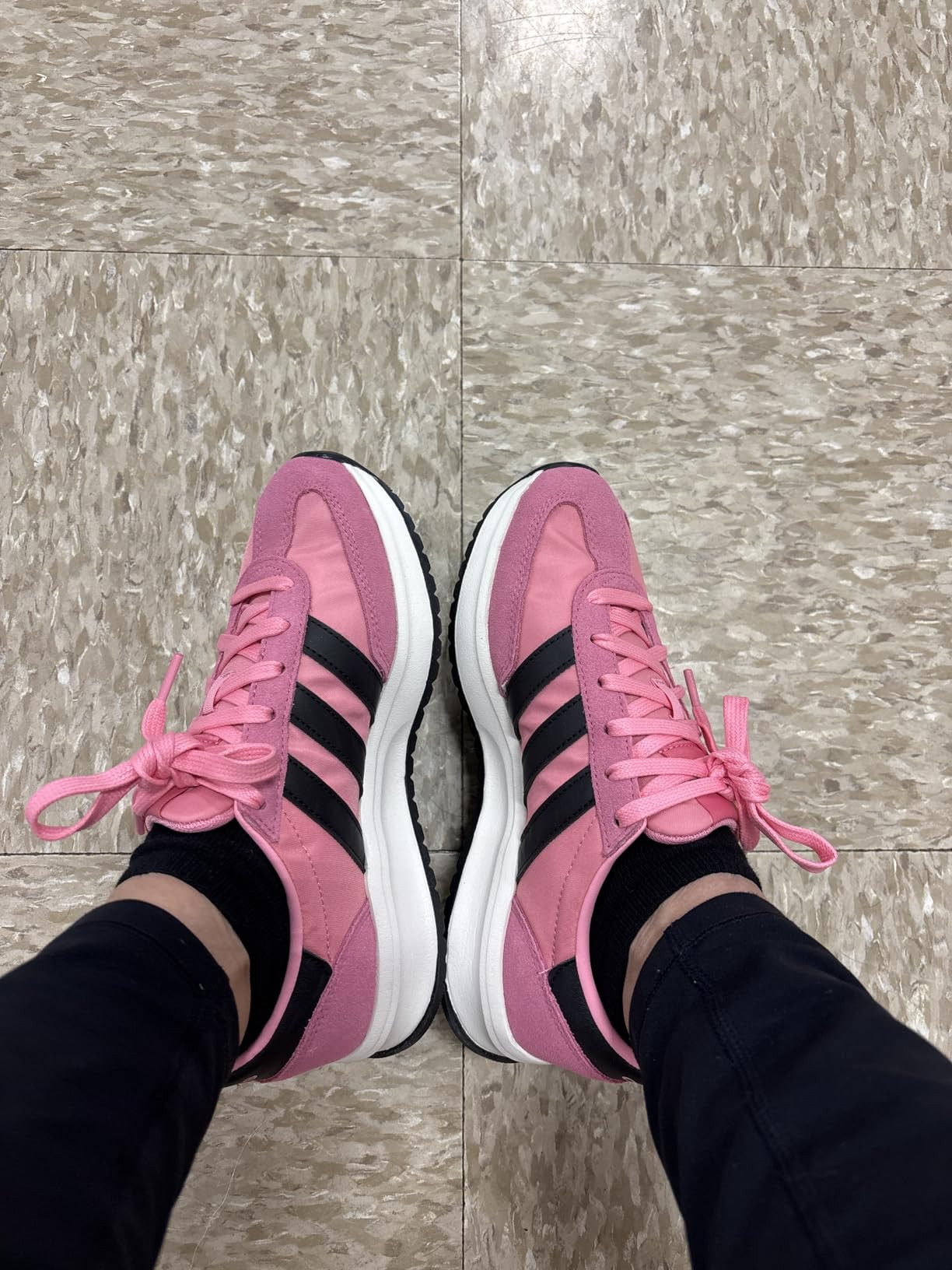 adidas Women's Run 70s 2.0 Shoe | Amazon (US)