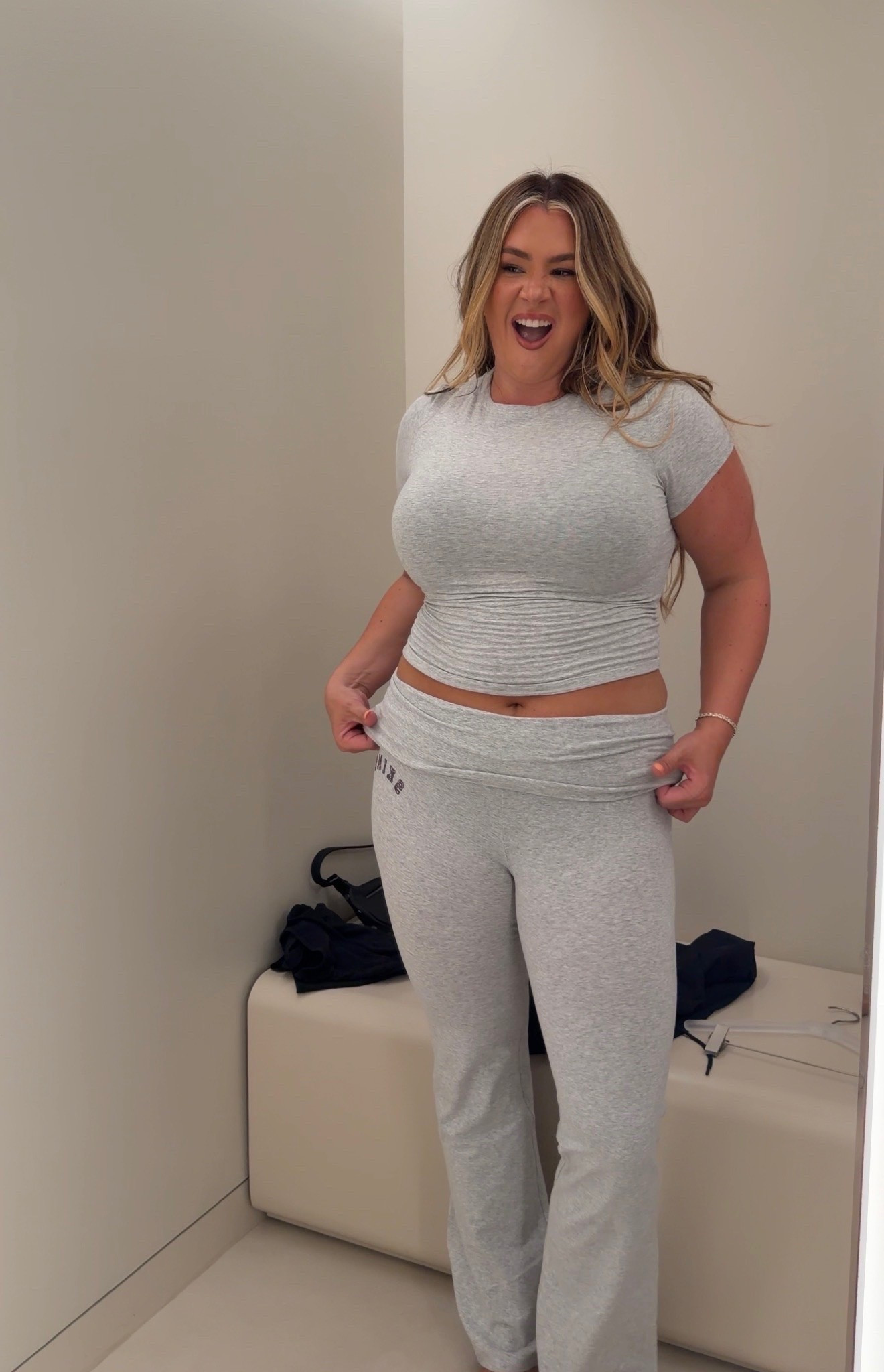 the cutest lounge set from skims!! Wearing a large in the top & xl in the pants

#LTKootd #LTKMidsize #LTKTall