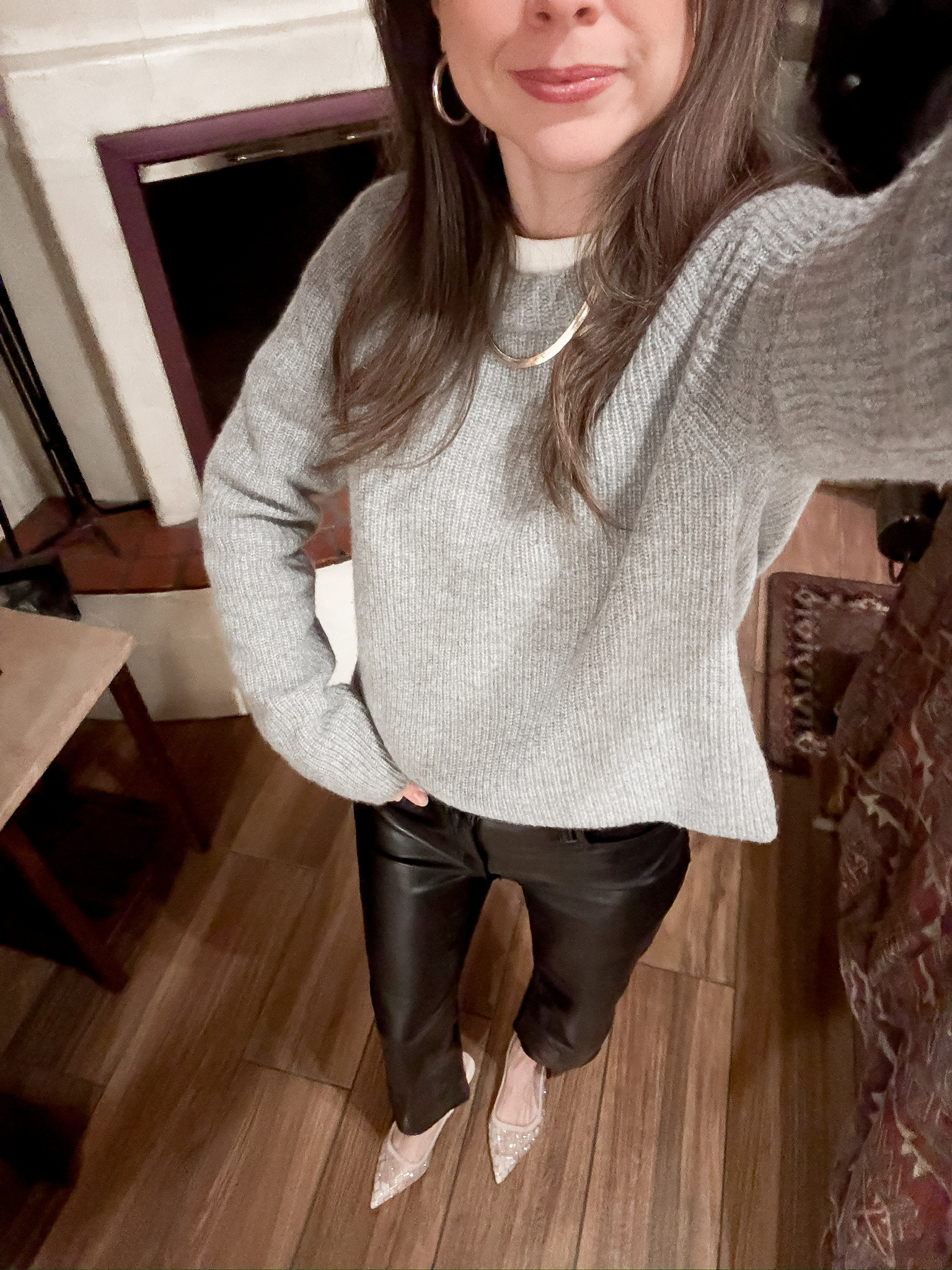 The cutest cozy outfit!


Winter fashion, casual outfit inspo, winter trends, leather pants, everyday outfit inspo, trendy mom, mom style

#LTKStyleTip #LTKSeasonal