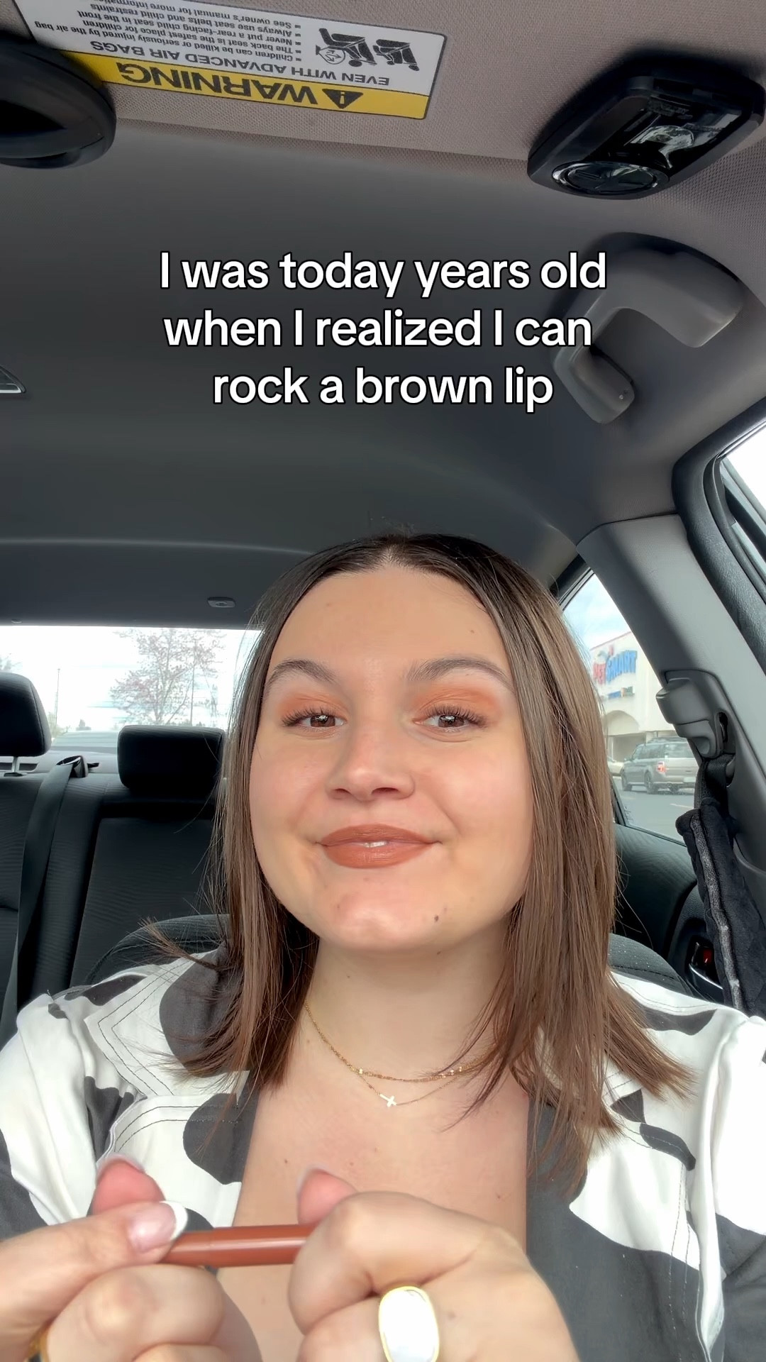 Wait why is a brown lip such a vibe??

#brownlipliner #brownlip #brownmakeuplook #neutralmakeup @NYX Professional Makeup 