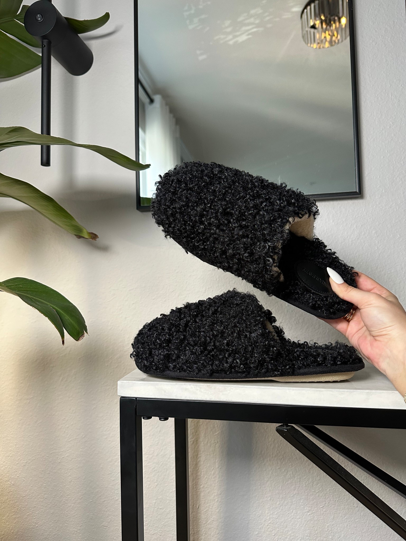 The coziest fall slippers- under $30!

#LTKSeasonal #LTKFindsUnder50