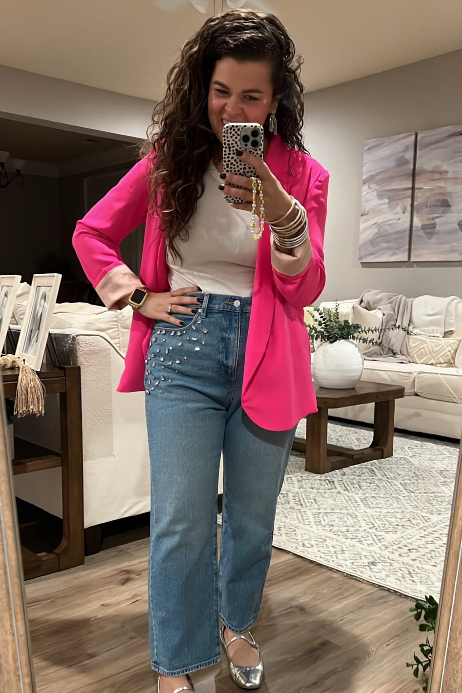 Glitter, pink, and sparkles! 

#LTKMidsize #LTKSeasonal #LTKWorkwear