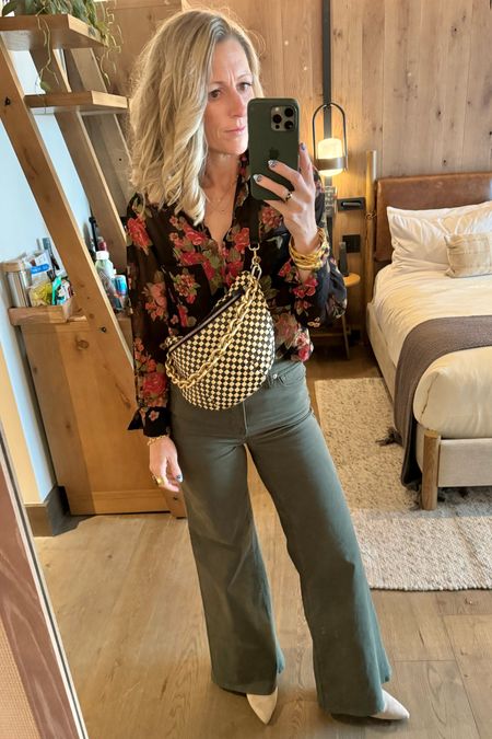 What I wore in Nashville!  Also the perfect date night outfit, a sheer floral top, palazzo fit wide leg pants, and my favorite sling bag/belt bag.

#springoutfit #palazzopants #nashvilleoutfit #everydaybag #slingbag #fannypack

#LTKOver40 #LTKStyleTip #LTKSeasonal