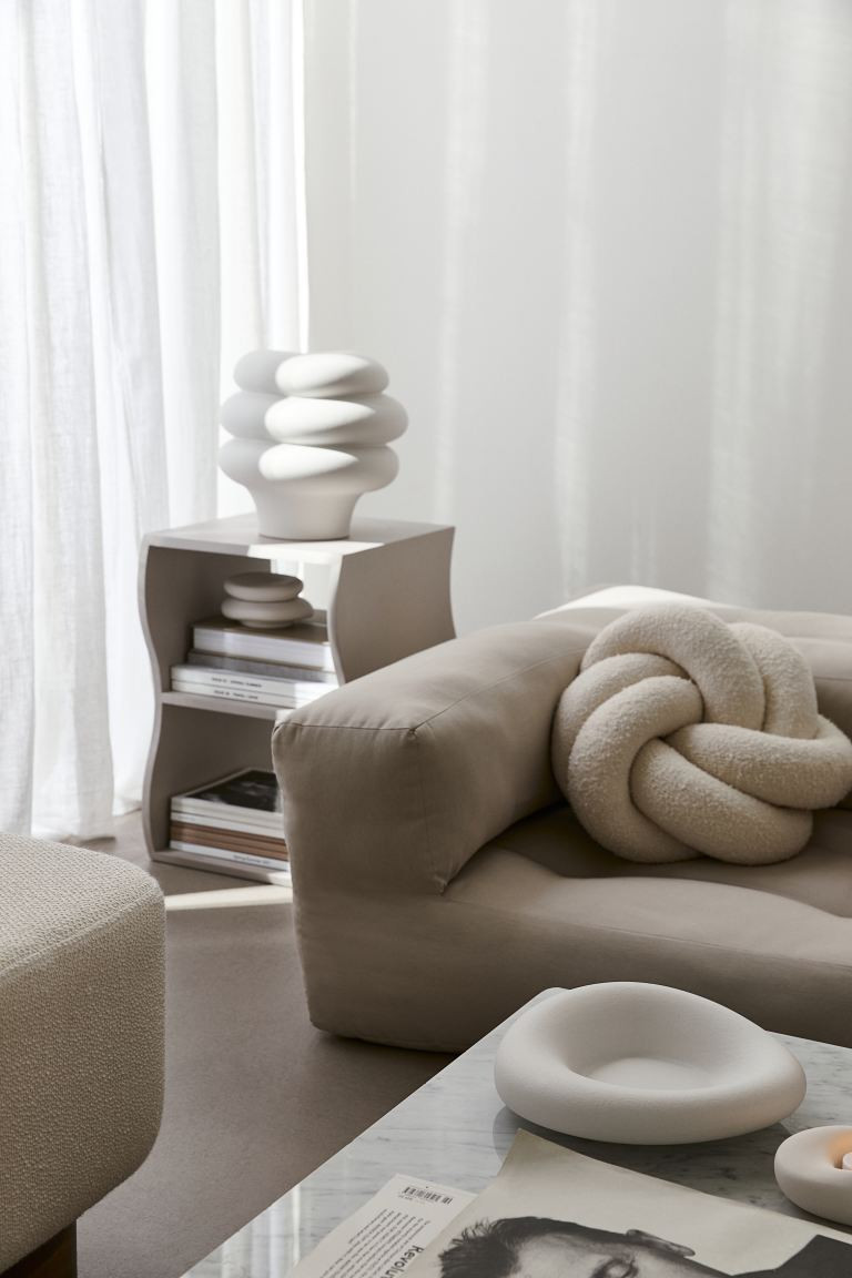 Schale aus Steingut | H&M (DE, AT, CH, NL, FI)