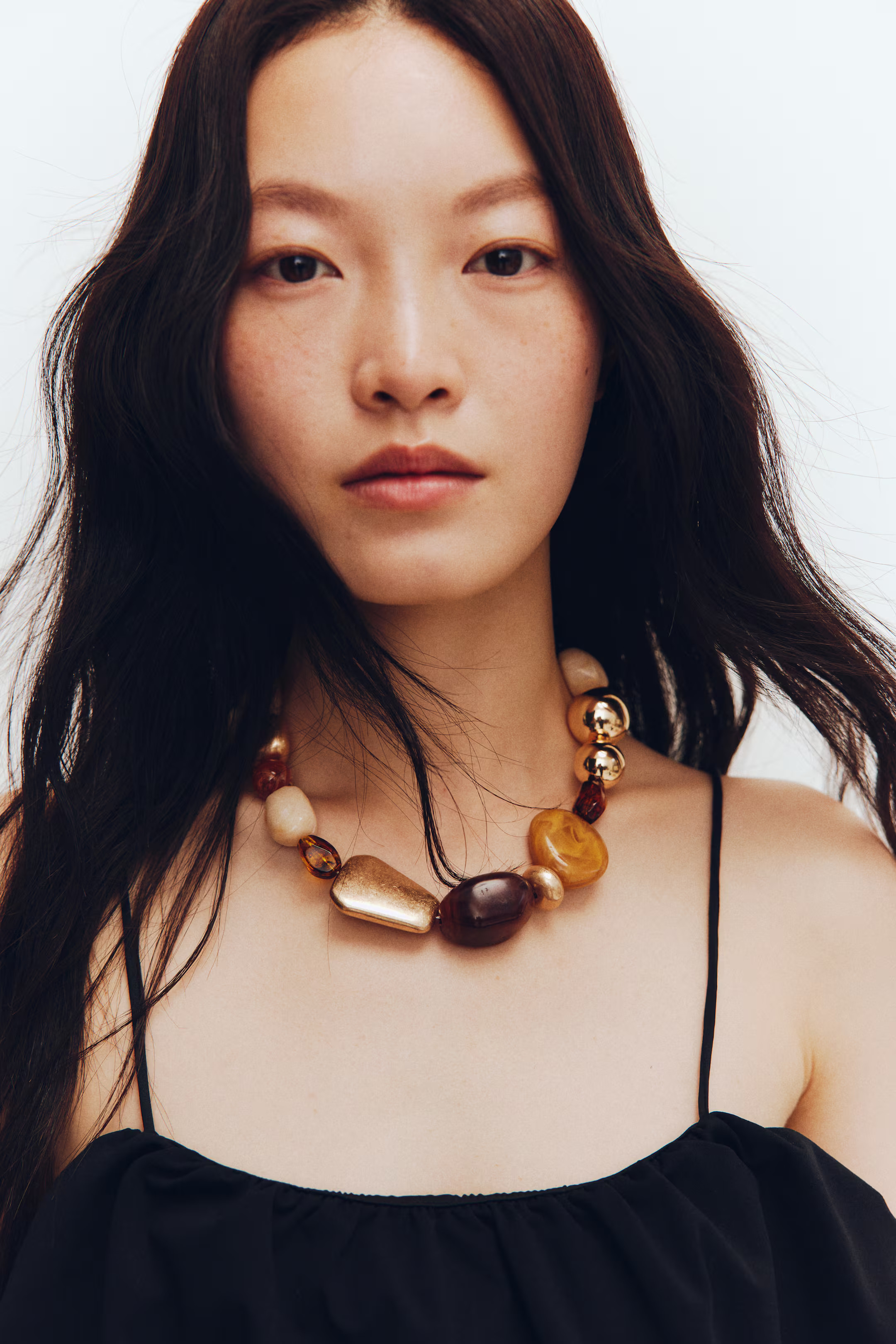 Beaded necklace | H&M (UK, MY, IN, SG, PH, TW, HK)