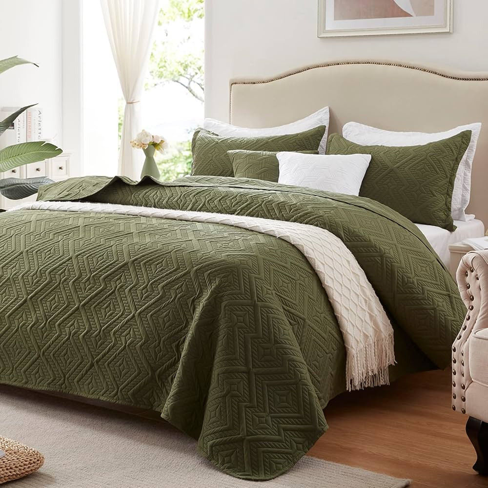 LEAONME Full/Queen Quilt Set 3 Pieces, Lightweight Olive Green Bedspread-90''x98'', Soft Microfib... | Amazon (US)