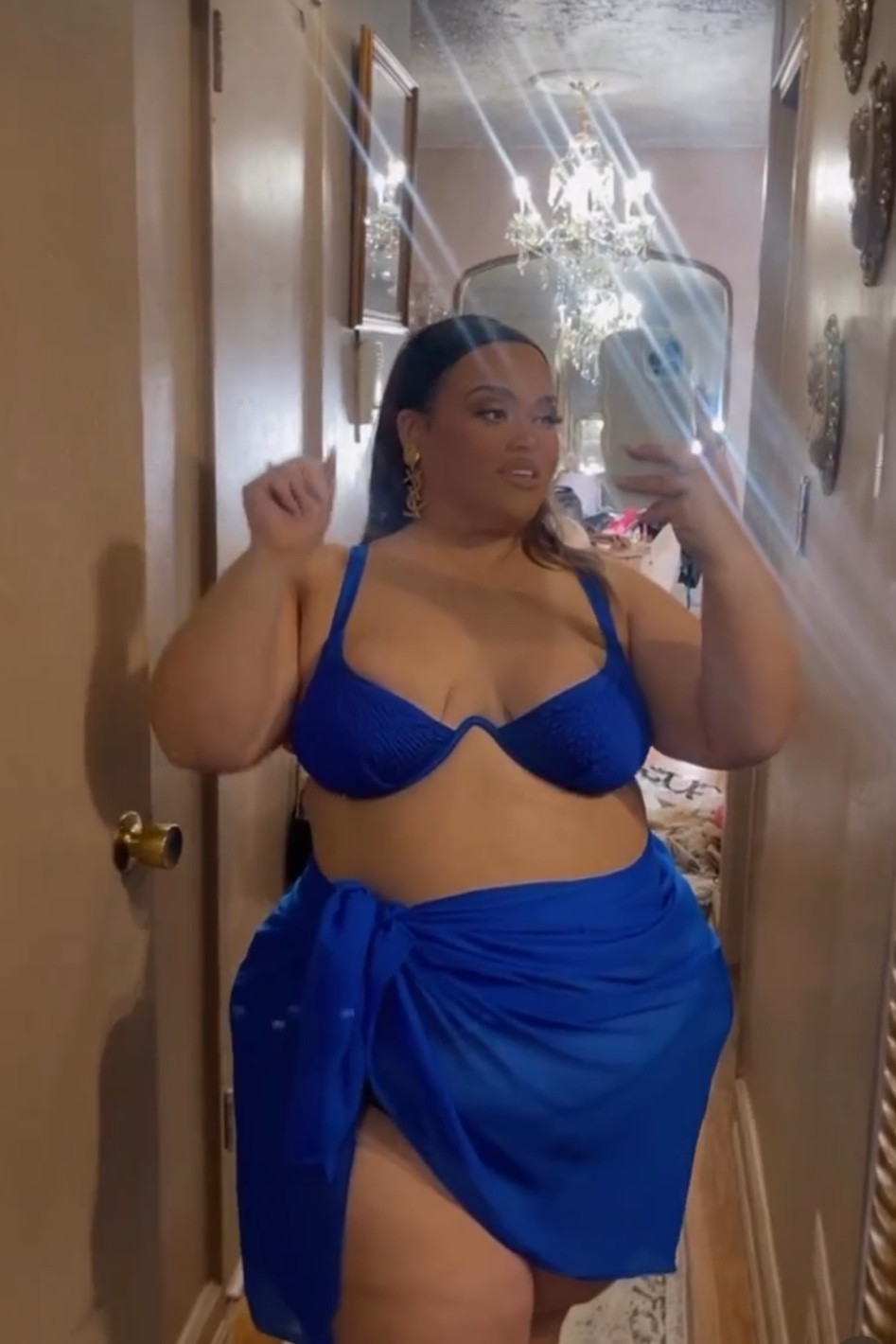 Blueeeee 🐳💙🐳🦋💦🧢🐬🐬🐬

#LTKFind #LTKSeasonal #LTKcurves