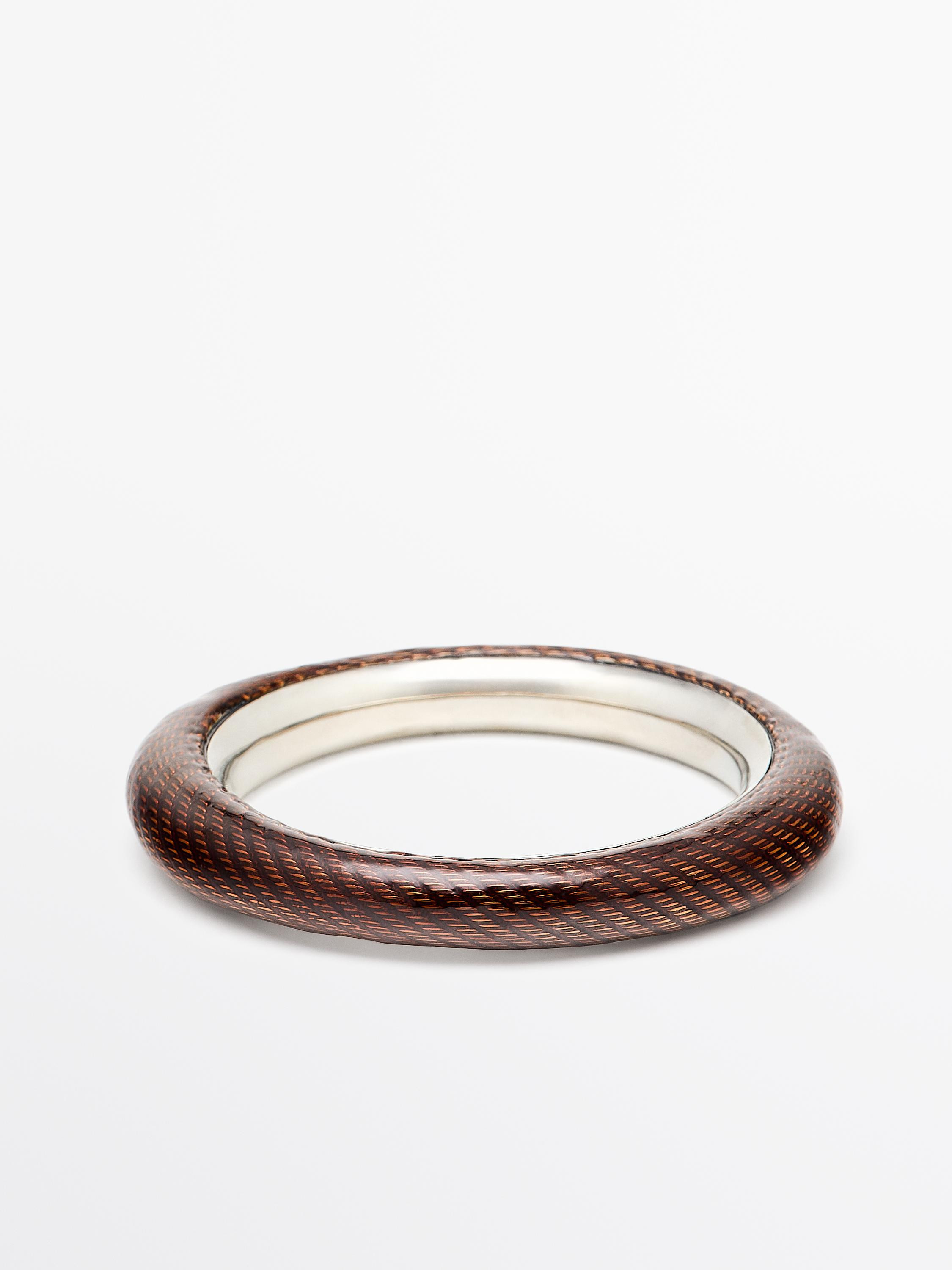 Textured enamelled bracelet | Massimo Dutti US