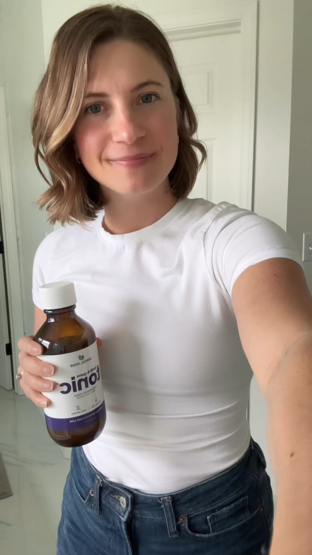 I used to recommend mouthwash all the time as a Dental Hygienist…but not all mouthwash is created equal 🤍

After learning more about ingredients, I started looking for options that actually support the oral microbiome instead of just nuking everything.

Unlike traditional options like Listerine (which can be very harsh and alcohol-based), this one is:
• alcohol-free (so no burning + less dryness)
• made with herbs + essential oils
• supports healthy gums + fresh breath without disrupting balance

It uses ingredients like echinacea, peppermint, thyme, and eucalyptus to naturally support oral health and help with things like bad breath and gum irritation  ￼

As someone who has seen firsthand how cavities and periodontal disease develop…daily habits matter more than anything. Mouthwash can be such a simple add-on that makes a big difference.

This feels like a more supportive vs. aggressive approach to oral care — and I personally love that shift.

Linking it here if you want to try it 🤍

#oralhealth #holistichealth #cleanliving #momlife #naturalproducts #toxinfree #healthyhabits

#LTKmorningroutine #LTKBeauty #LTKmomlife