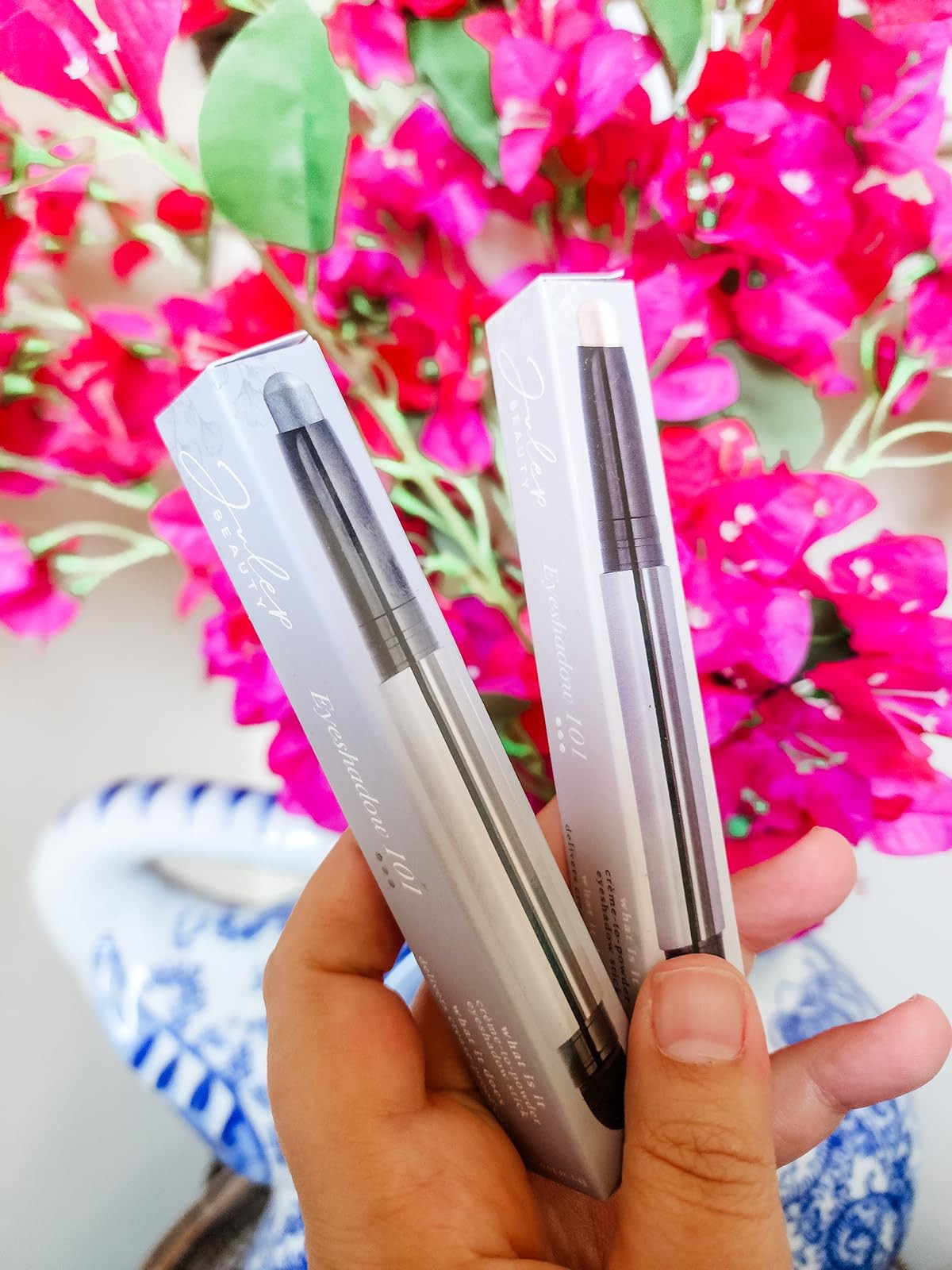 Decolival | Amazon (US)