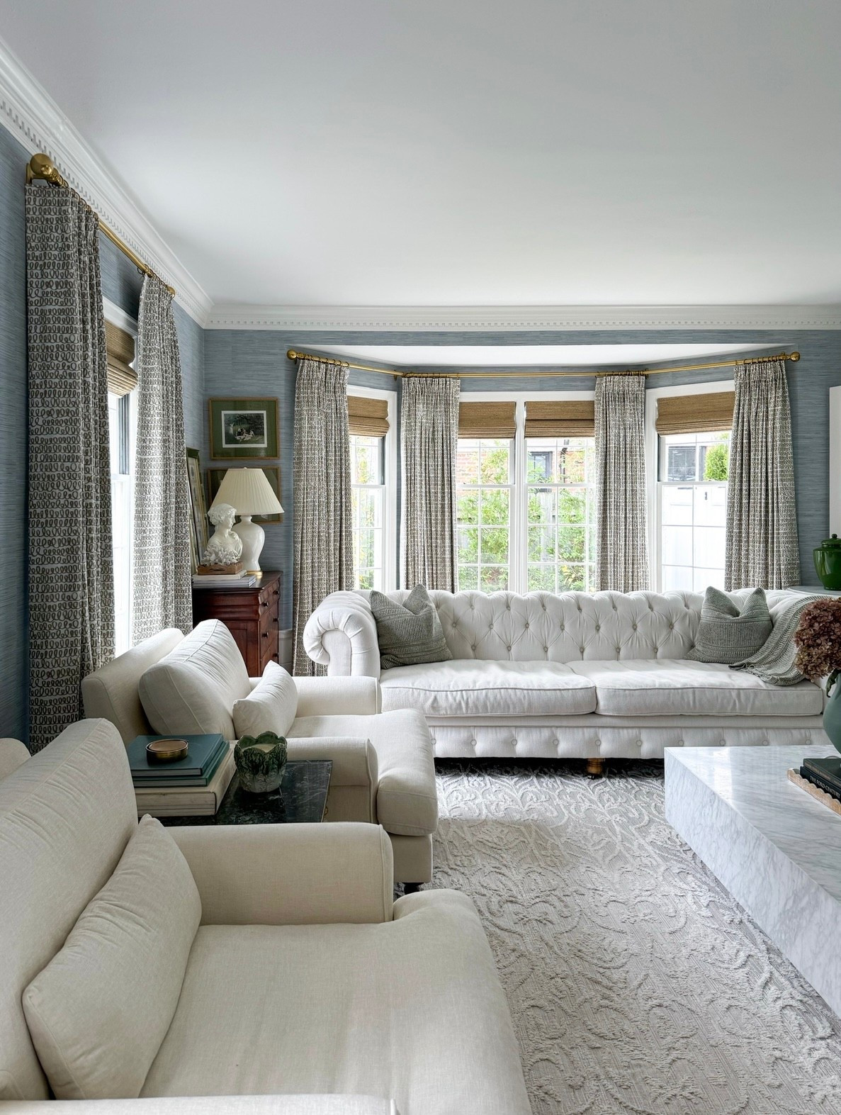 Living room 🤍

#LTKHome #LTKdayinmylife #LTKSpringSale