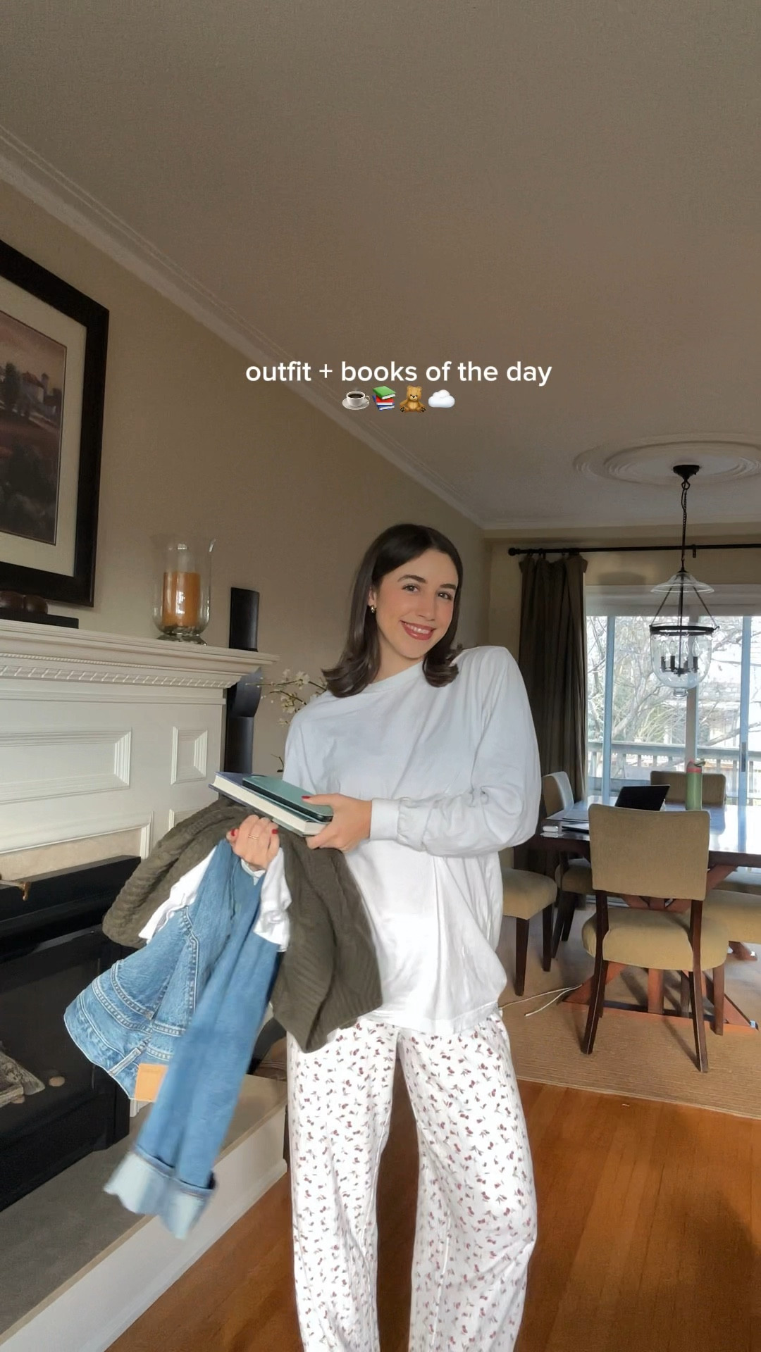 OOTD | jeans size 26, sweater size S, tshirt size xs