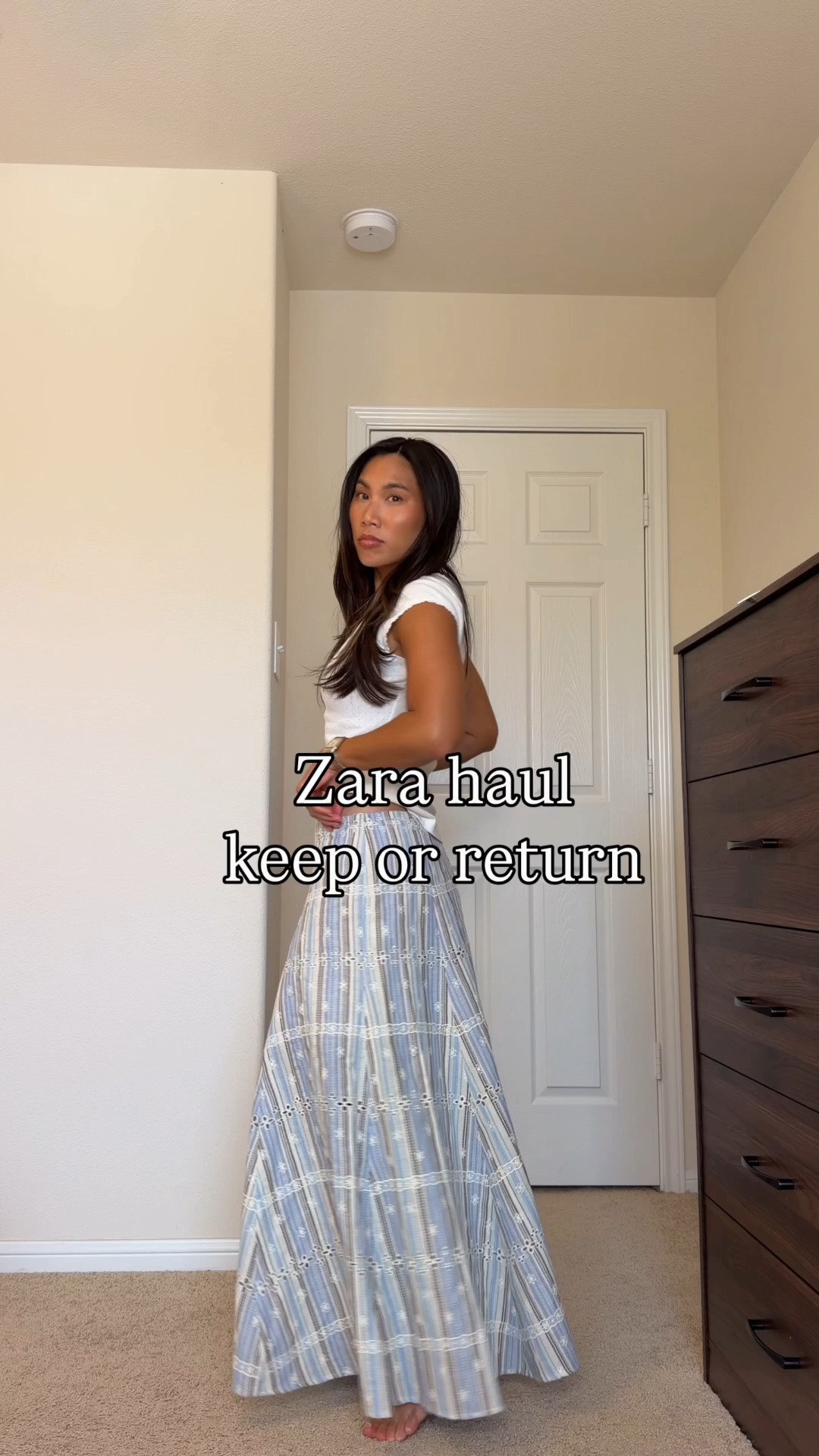 wearing size xs in the skirt, 32 in belt, small in black top and xs in jacket