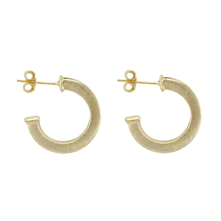 Bianca Hoops | Sheila Fajl