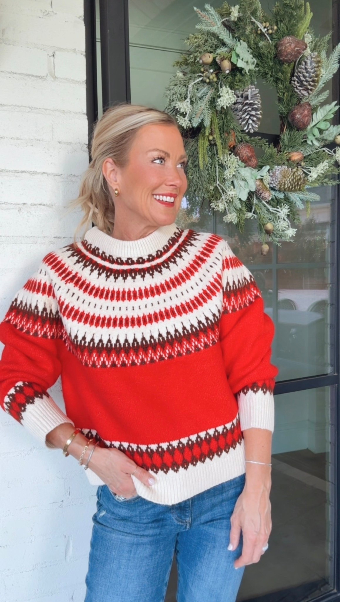 Size small! This entire collection is so adorable. Love! 

#LTKGiftGuide #LTKHoliday #LTKOver40