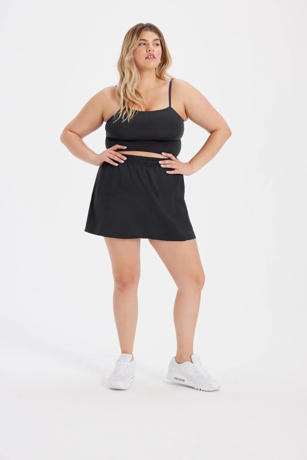 Black Birdie Woven Skort | Girlfriend Collective