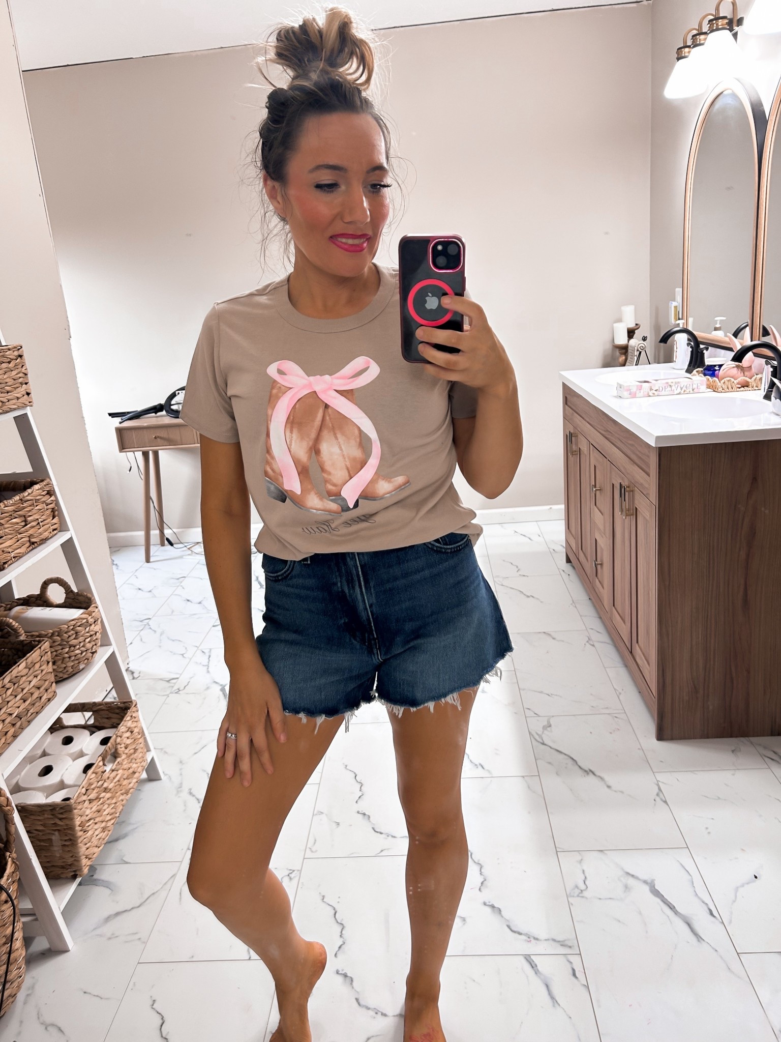 Here is another graphic tee from Walmart

#LTKPetite #LTKootd