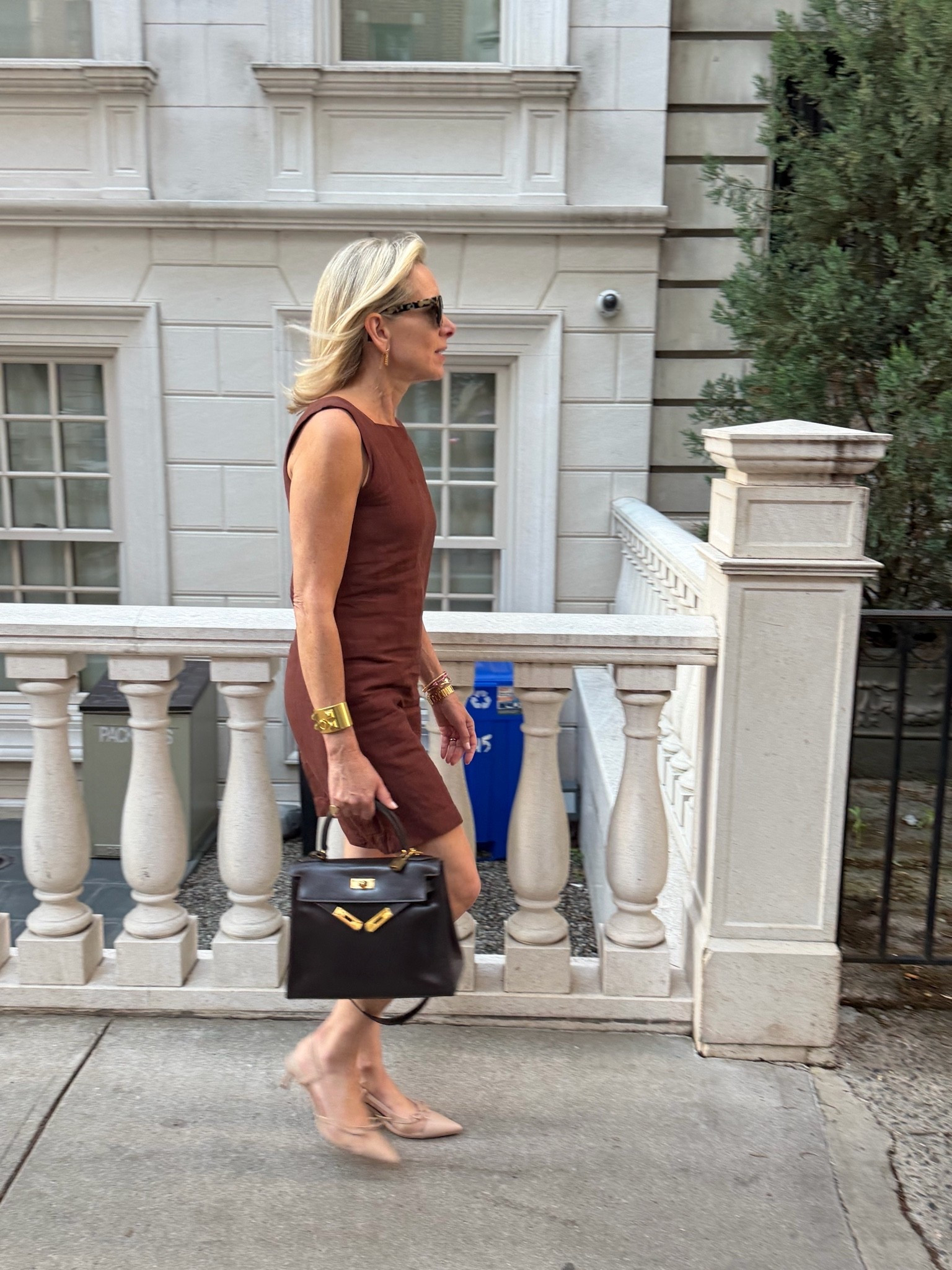 When the dress fits get it every color.
Can’t go wrong with a shift dress

#LTKstorytime #LTKdayinmylife #LTKootd