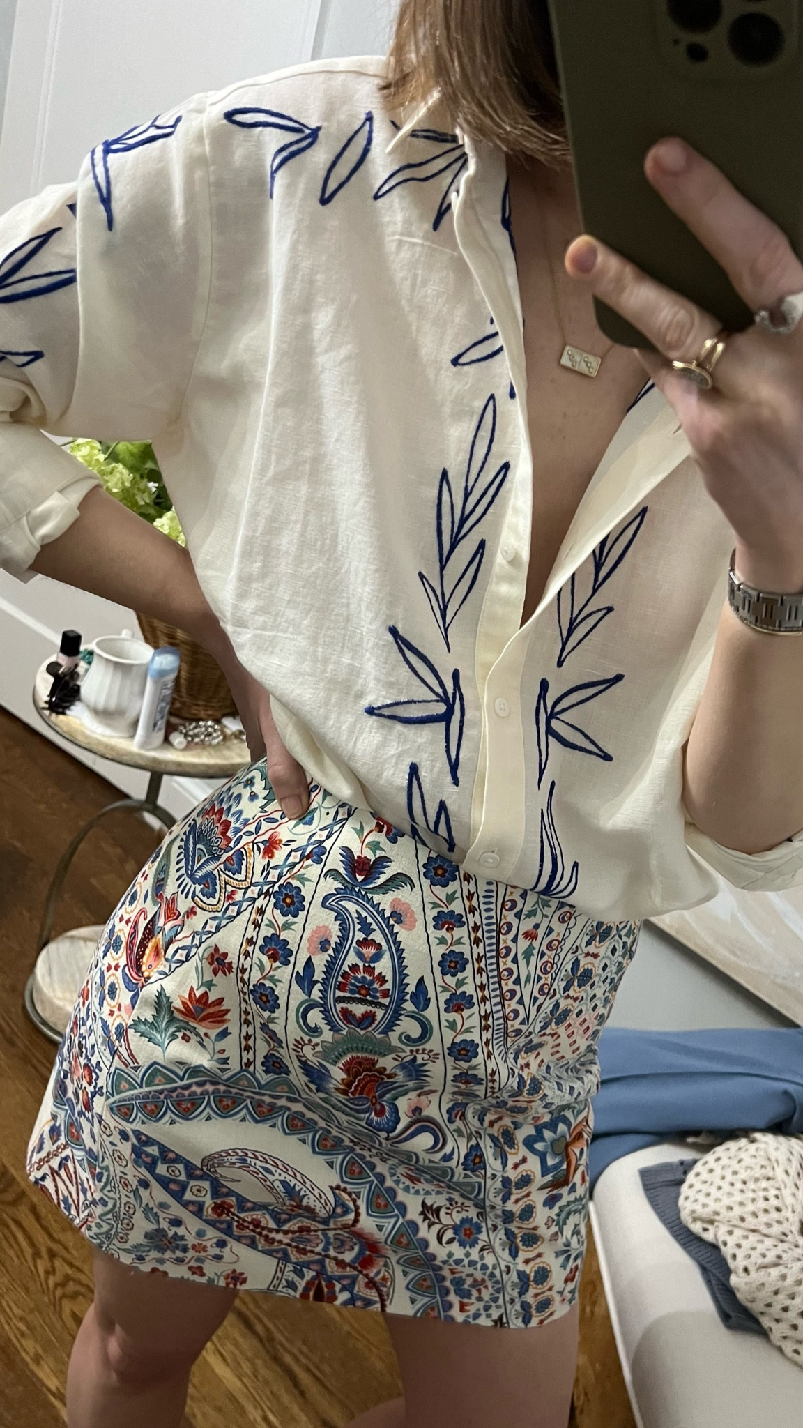 Printed mini skirt and embroidered top Sezane 

#LTKStyleTip