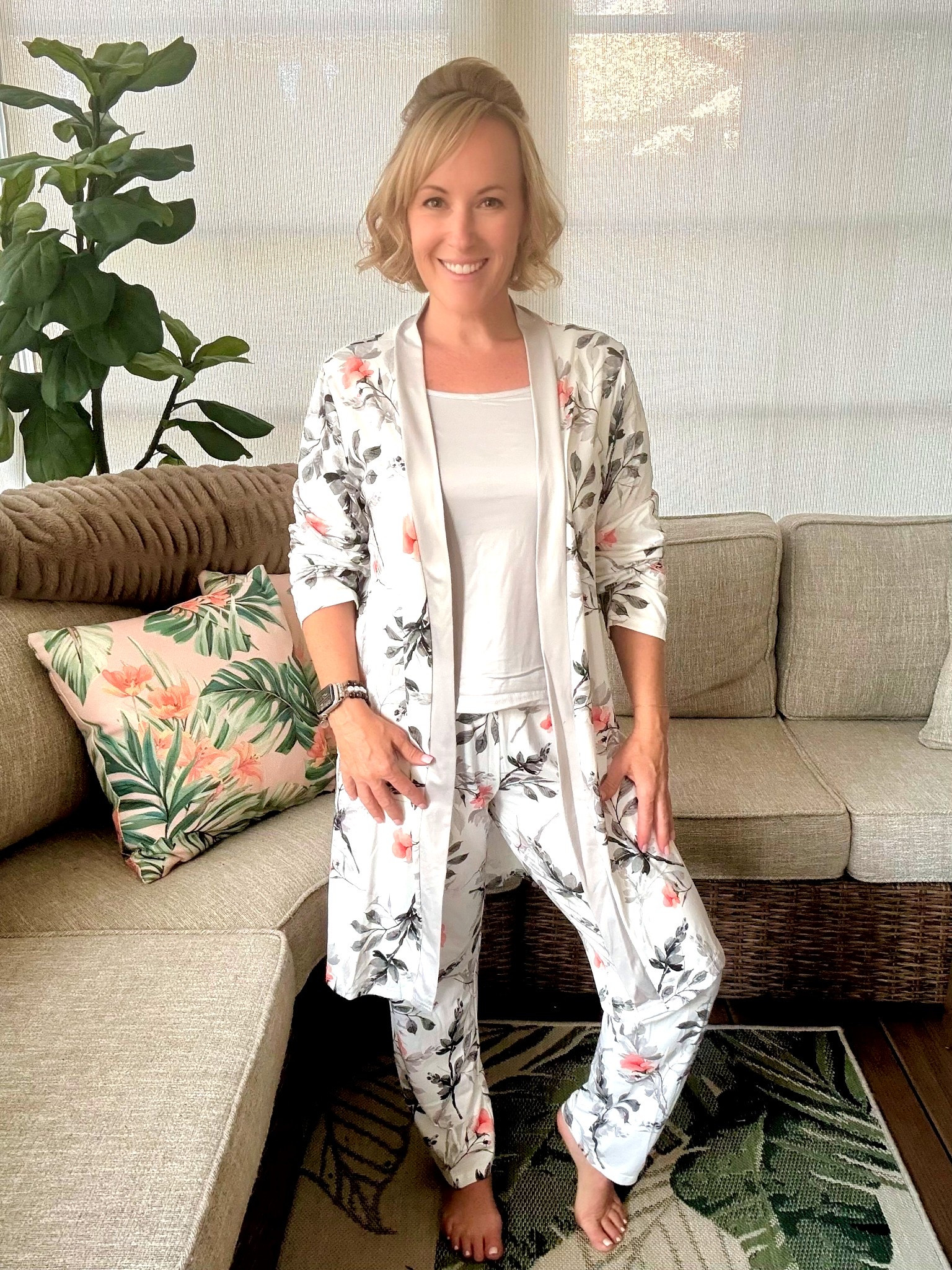 This lounge set from Amazon is my go-to for cozy fall nights! It’s comfy, cute, and perfect for relaxing, reading, or binge-watching one of my favorite shows. Shop my look !

#LTKFindsUnder50 #LTKPetite