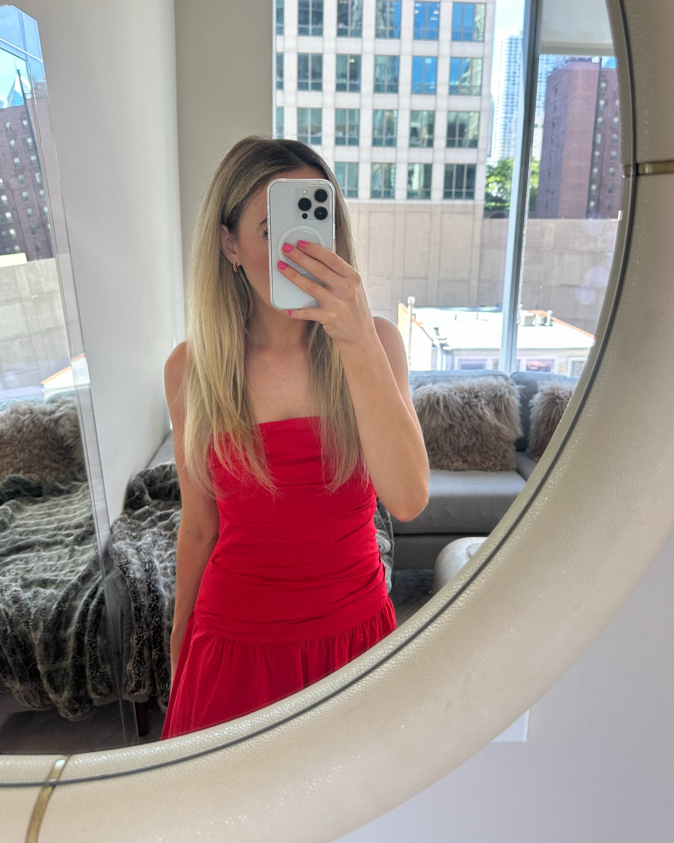 Chicago: daily outfit- 
this dress is so cute for summer- it is strapless, has pockets, available in petite length and available in black or white color options

#LTKootd #LTKTravel #LTKPetite