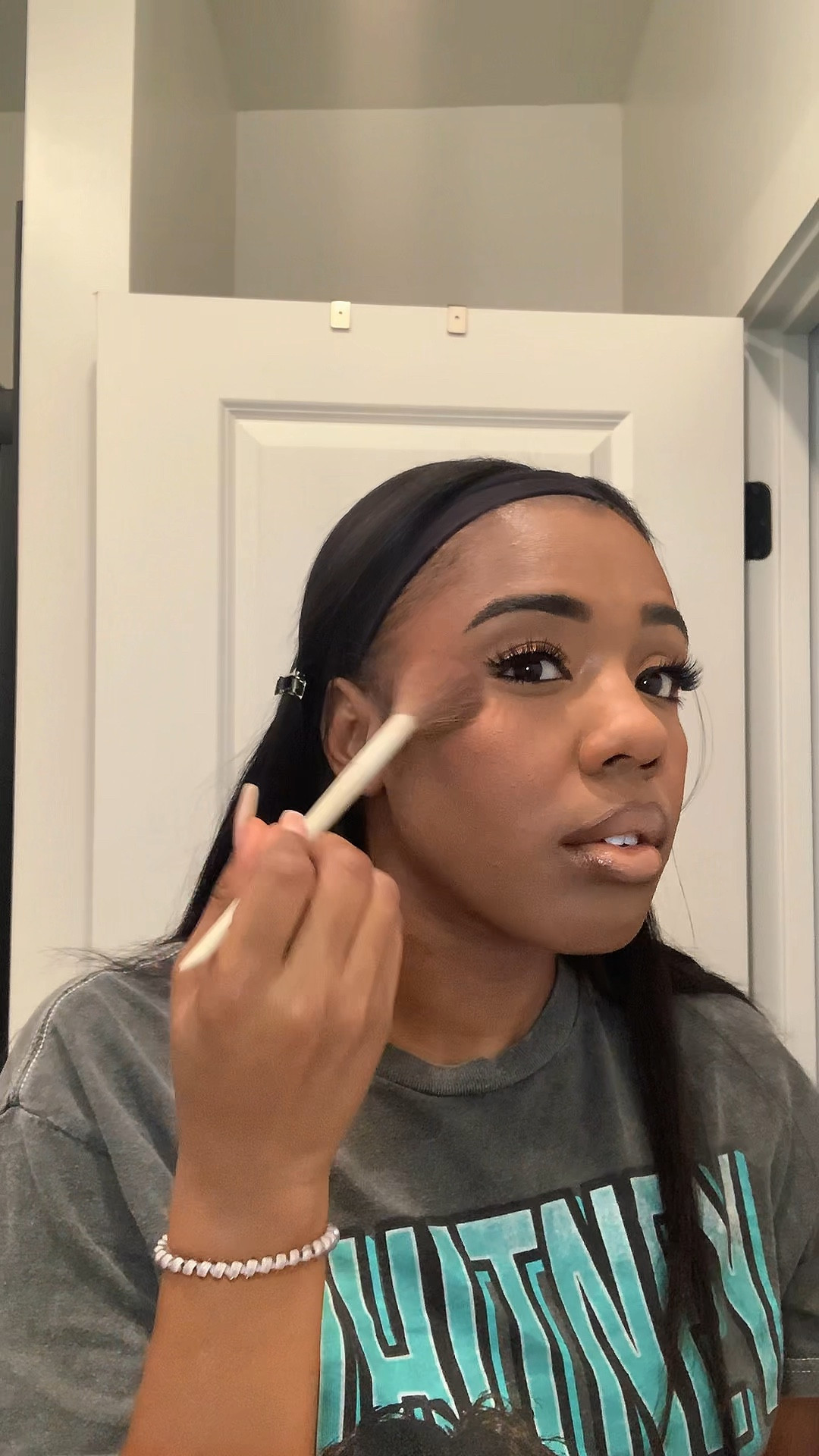 GRWM for a Lady Vol Gameday 🧡
————————————————————-
Beauty : Makeup: Gameday: Lilly Lashes 

* REFY Face Primer
* Anastasia Beverly Hills Dipbrow pomade (Dark Brown), Brow Freeze
* ONE SIZE BEAUTY concealer (Dark 1)
* Sephora Fine line felt liner (black ink), Microsmooth powder (56 Mahogany)
* DanessaMyricksBeauty serum skin tint (12), blurring balm powder (Spiced Latte)
* YSL Beauty Lash Clash
* Haus Labs by Lady Gaga concealer (40 & 42),
          Color Fuse Blush (Fire Moon)
* Saie Sun Melt (Deep Bronze)
* Fenty Beauty Sun Stalk'r (Coco Naughty)
* urban decay waterline eye pencil (legend)
* ONE SIZE BEAUTY setting powder (Ultra Pink), Lip Snatcher (Be About It), Cheek Clapper (Phat A**- BBL highlighter)
* makeupbymario SurrealSkin Setting Spray,
* MAC Cosmetics USA Lip prep+prime lip, Lip Pencil (Chestnut), Silky Mac Lipstick (Honeylove)
* ColourPop Cosmetics lippie pencil (BFF3)

#LTKBeauty #LTKU #LTKWatchNow