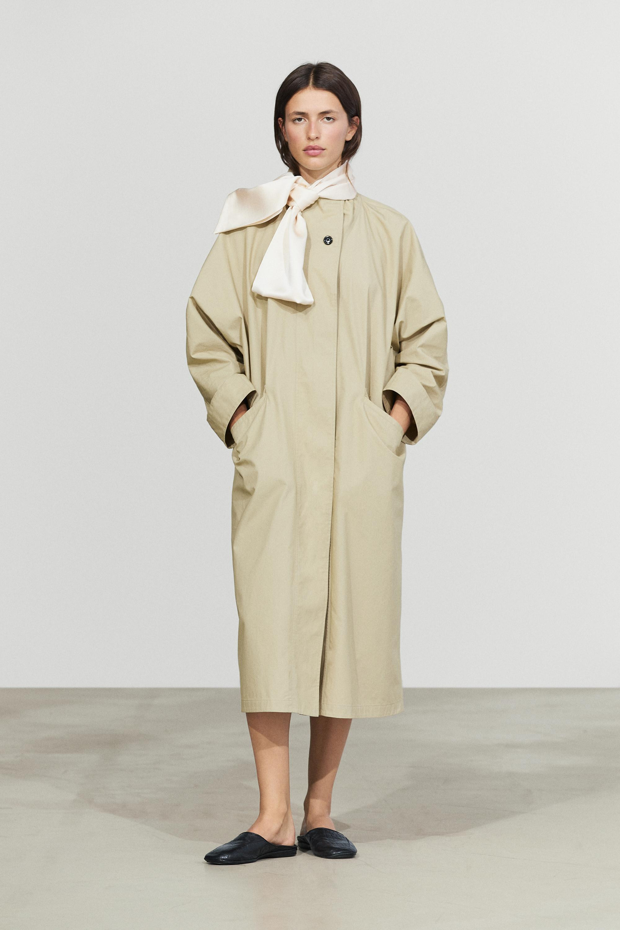 Satin scarf | Massimo Dutti UK